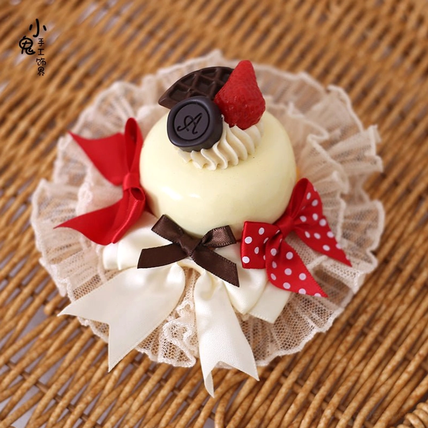 Sweet cake Lolita hairpin material composition showing foam resin rubber embroidered lace and polyester fabric components for durable construction