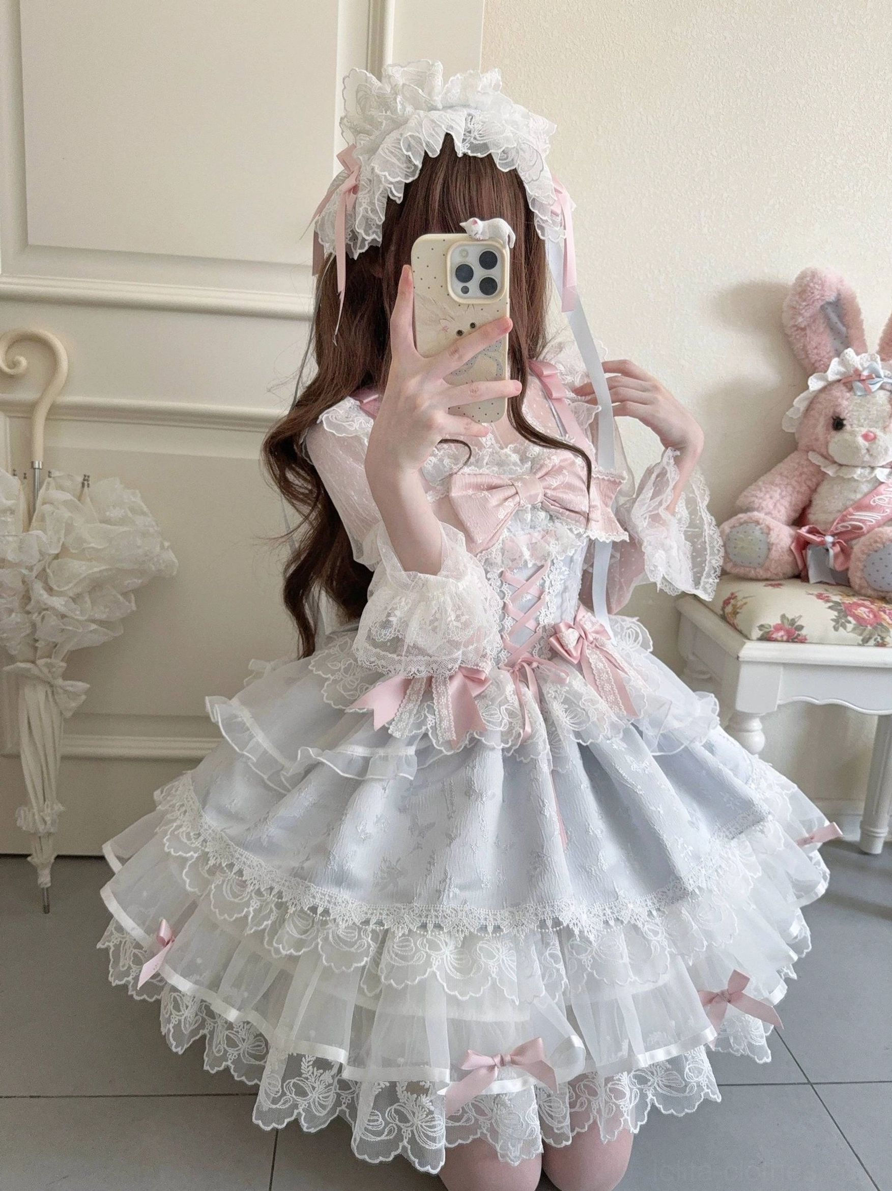 Sweet lolita ballet-style jumper dress JSK volume silhouette petticoat support structured bell shape