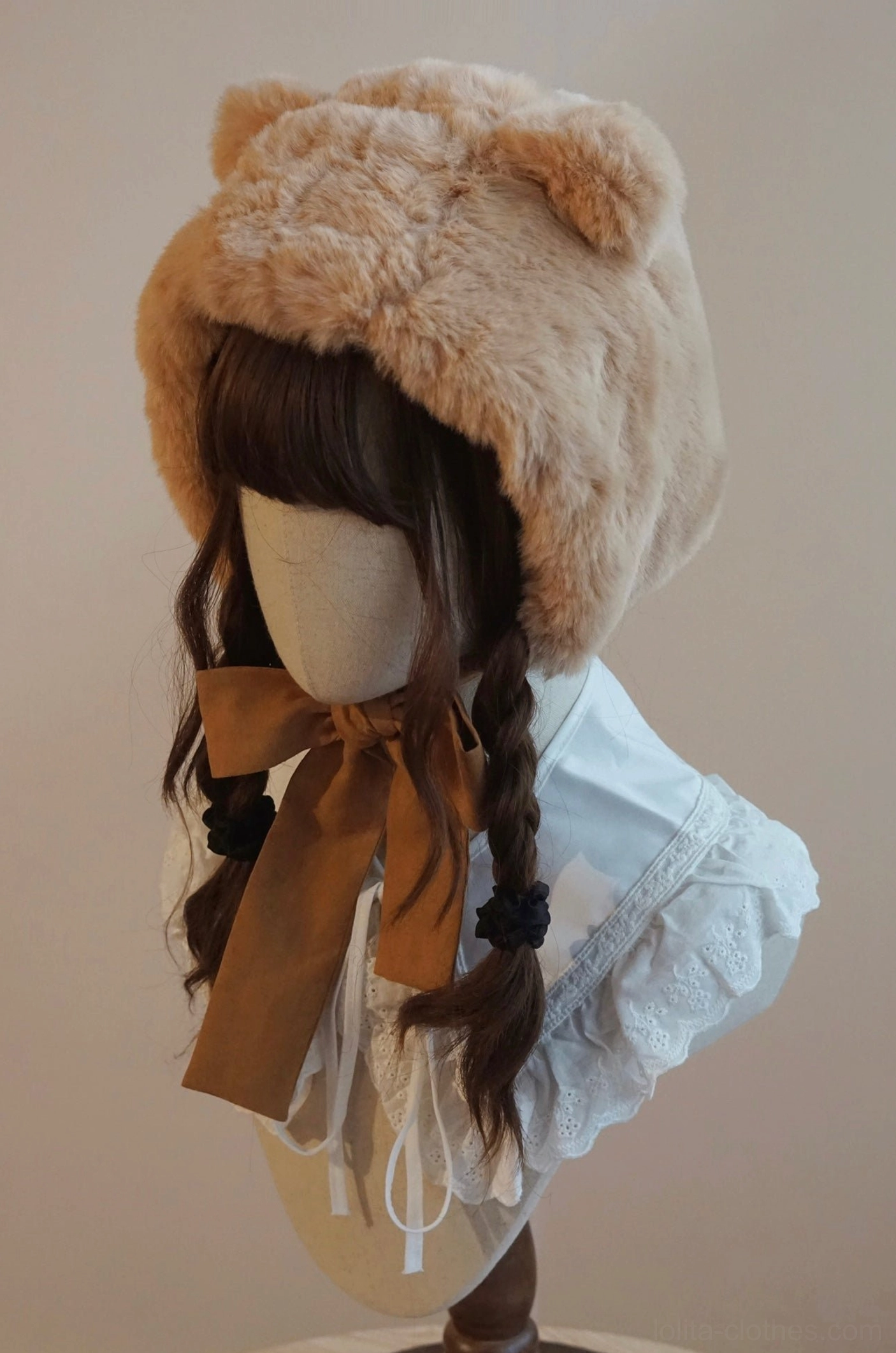 Sweet lolita bear ear hooded hat paired with ruffled blouse and bow coordination styling example