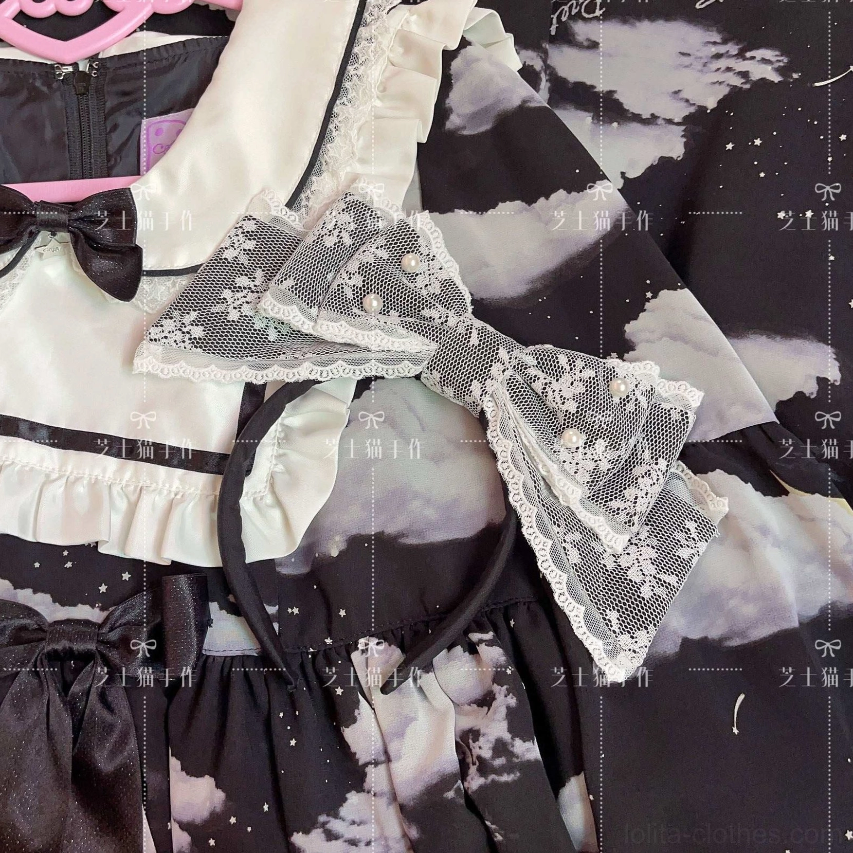 Black-white sweet lolita pearl-adorned KC headband contrast monochrome variant for striking lolita looks