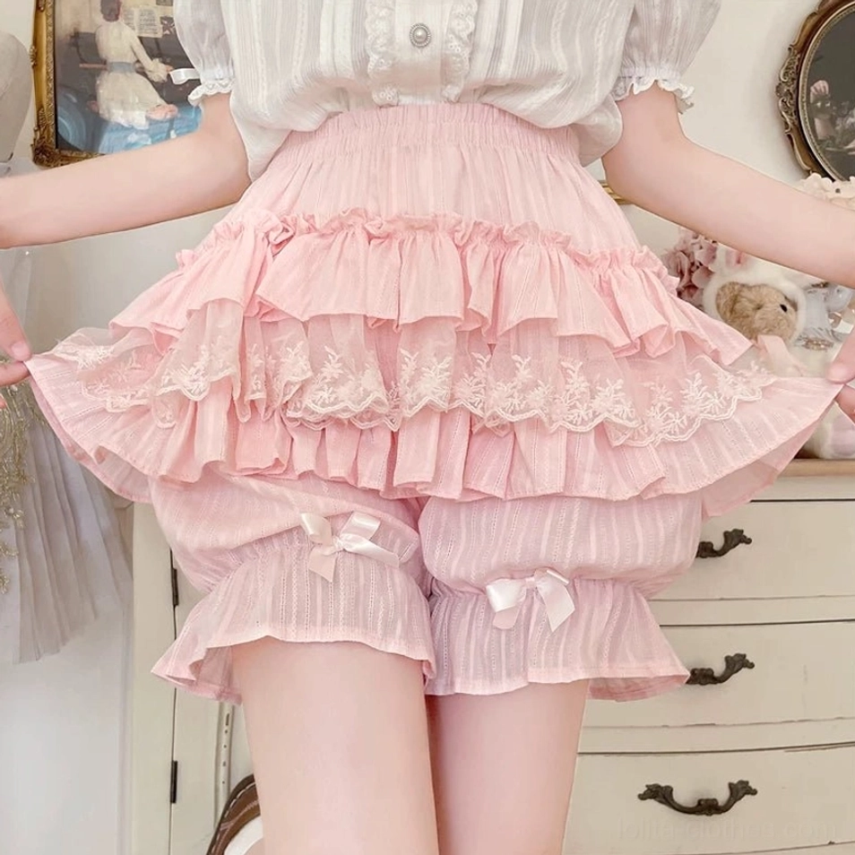 Sweet lolita cotton bloomers elastic waistband close-up detail showing comfortable fit stretch range 56-100cm layered ruffle construction quality craftsmanship
