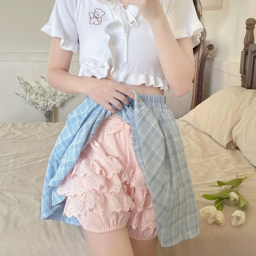 Sweet Lolita bloomers with double-layered tiered lace hem, elastic cuffs creating signature puff silhouette in light pink