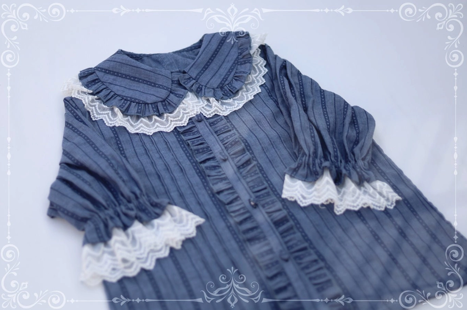 Lolita peter pan collar short sleeve blouse pure cotton puff sleeves lace trim front button detail side view