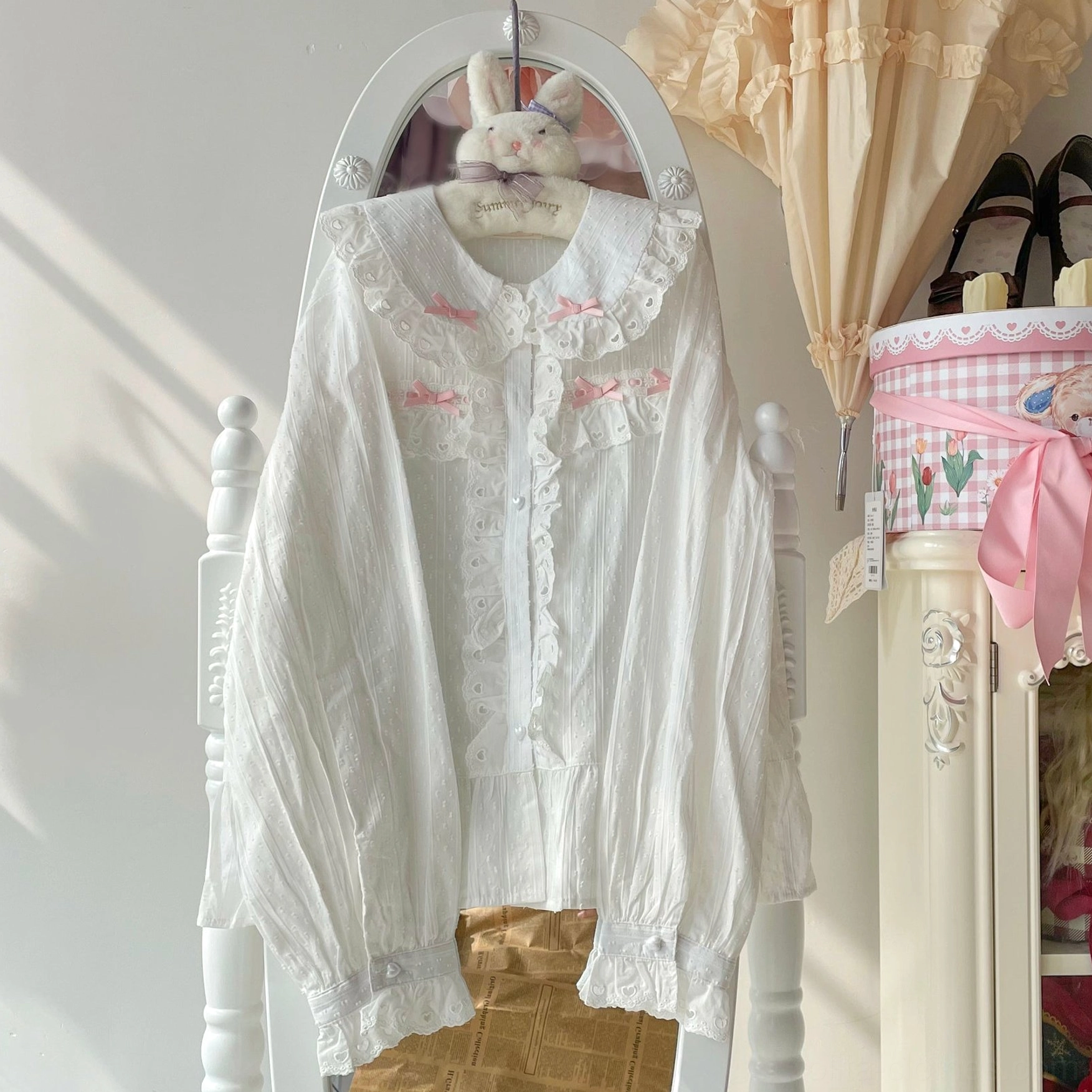 Sweet lolita doll collar blouse vintage inspired design romantic style button front closure