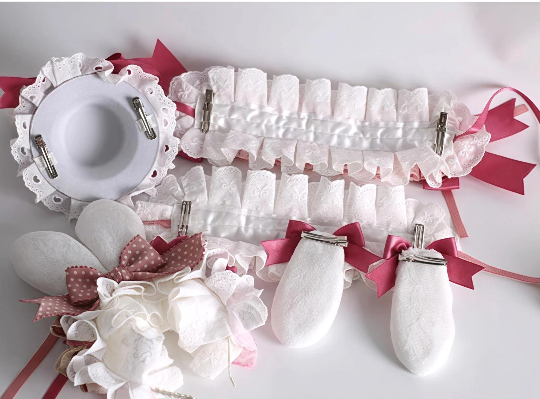 Sweet lolita fancy bow hairband headdress elegant design ruffled lace pink white color scheme pearl embellishments standalone accessory versatile fashion piece