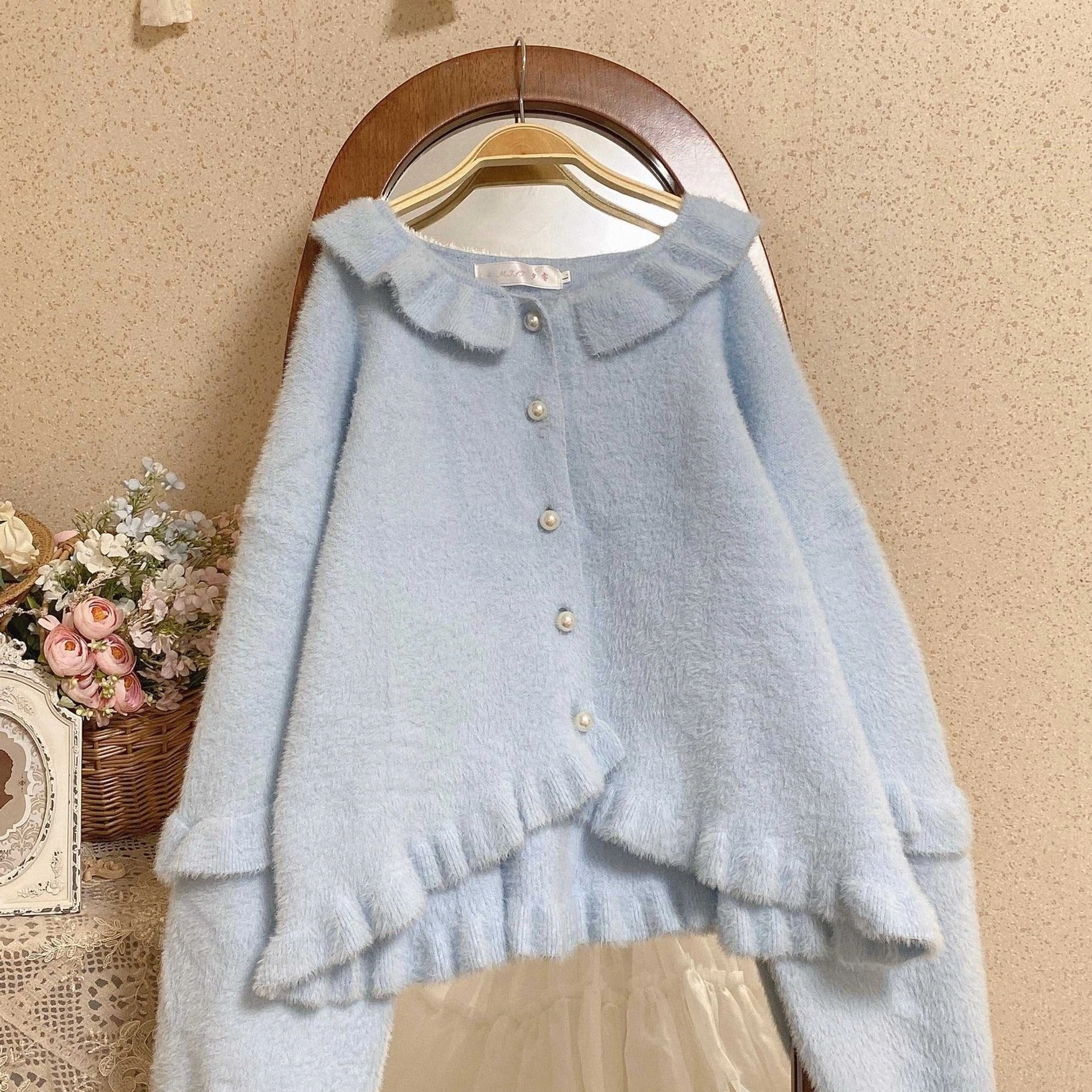 Sweet lolita fuzzy cardigan vintage styling historical lolita fashion aesthetic display