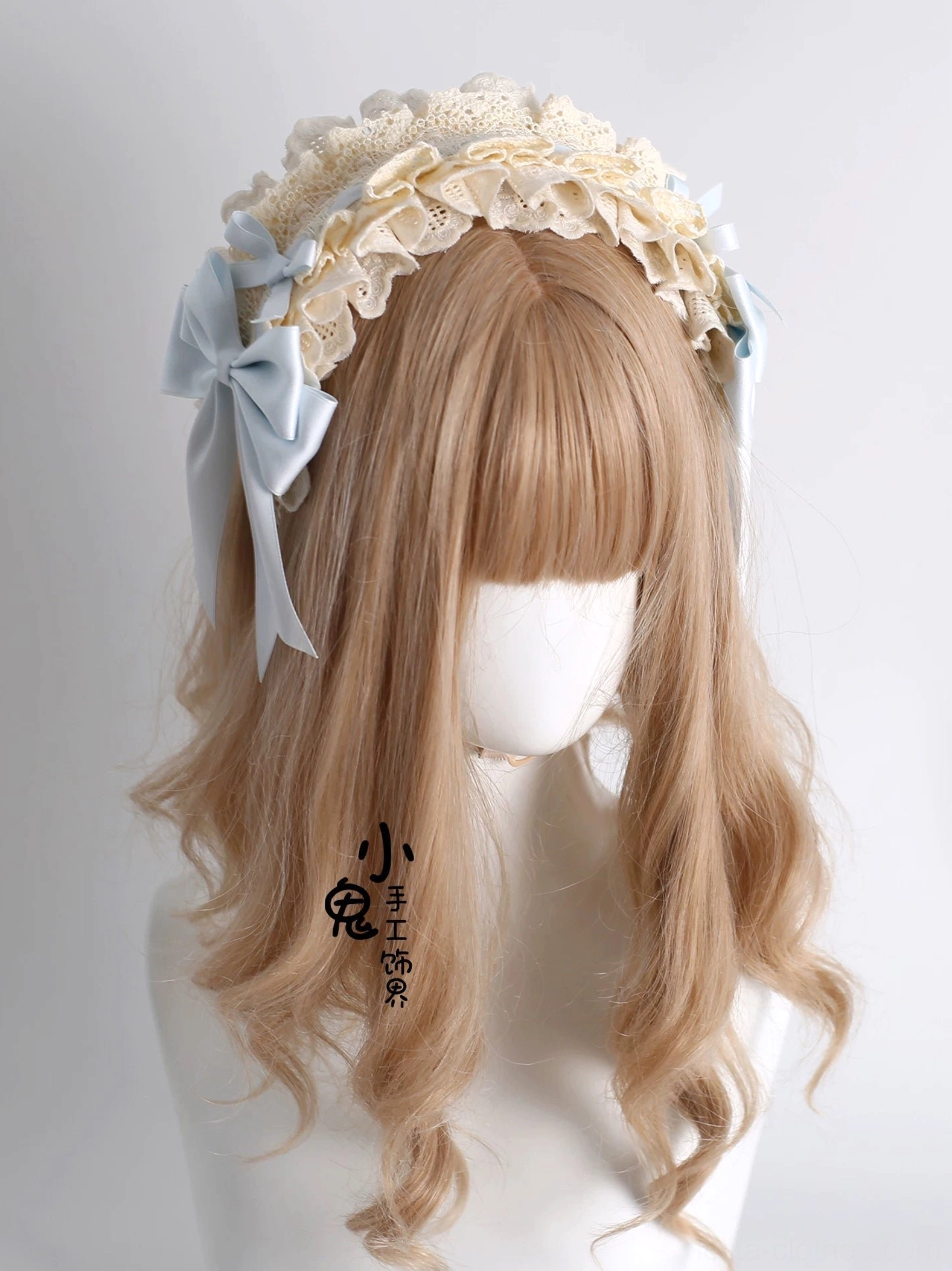 Sweet lolita headdress set cream lace and sky blue bow accessories styled coordination multiple pieces together harmony