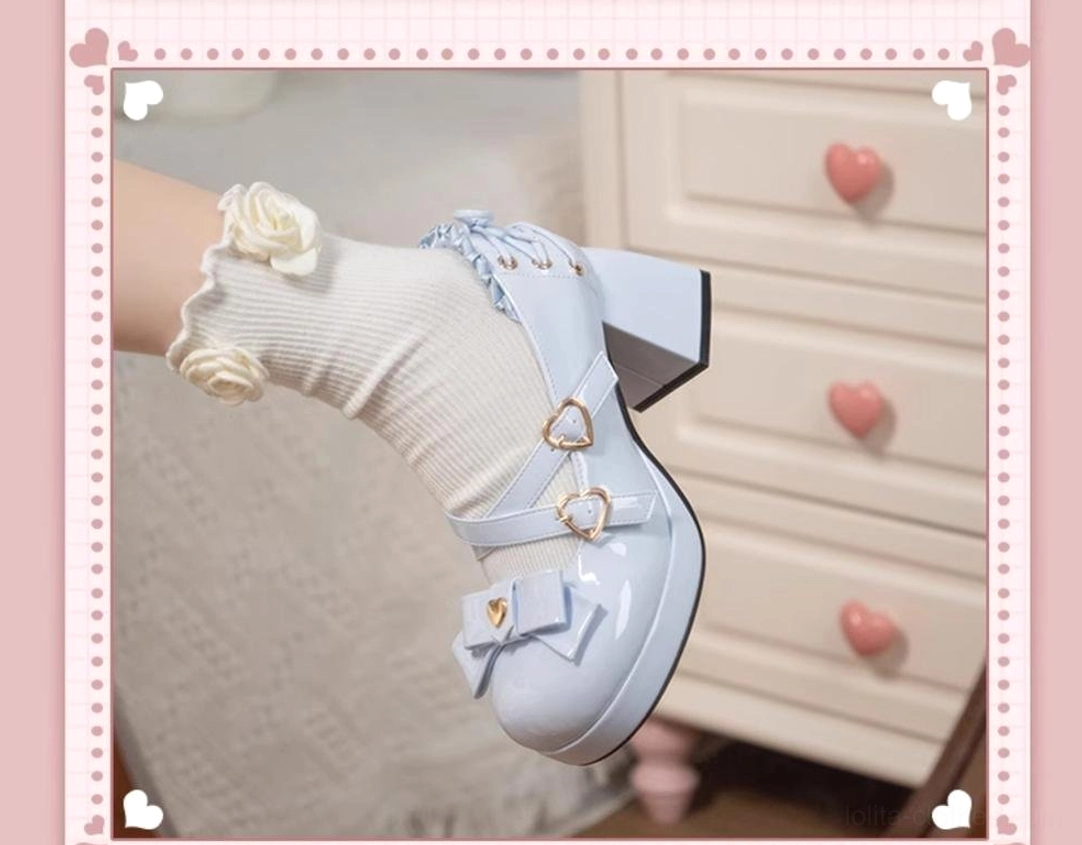 sweet-lolita-heart-buckle-platform-heels-material-quality-leather-texture