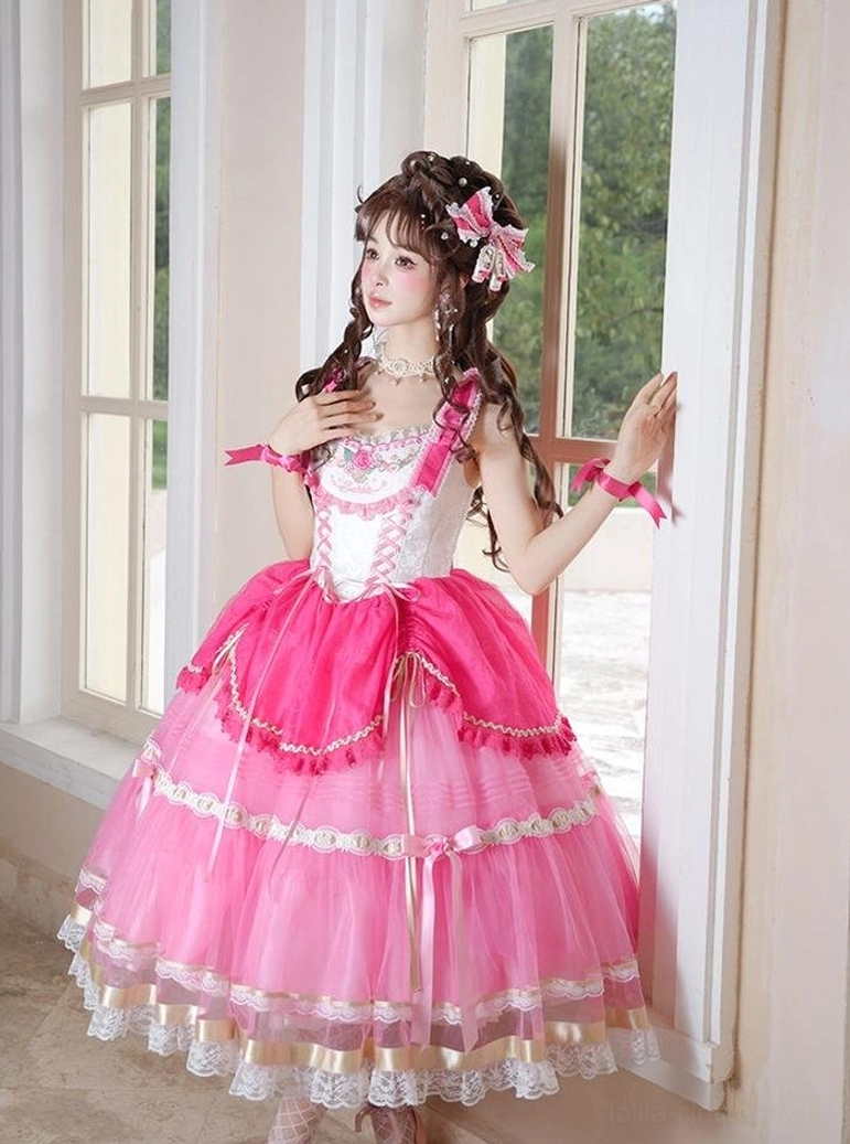 Sweet lolita hime sleeve princess one-piece dress detailed view of back shirring and side zipper construction, polyester outer fabric with cotton lining, lace and bow accent details
