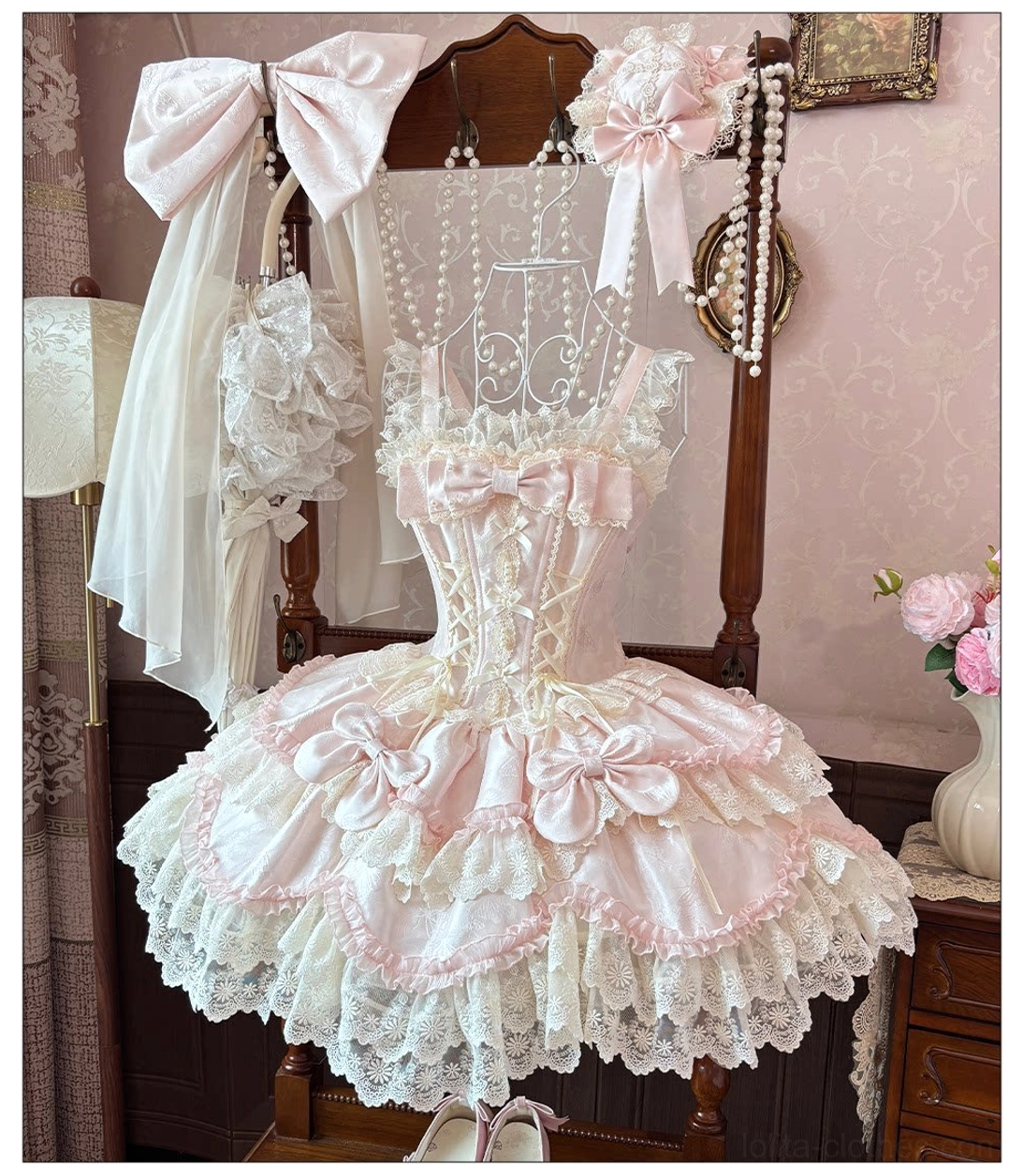 Sweet lolita jacquard dress vintage mannequin display pink white layered ruffled lace hem multiple satin bows corset-style boned waist