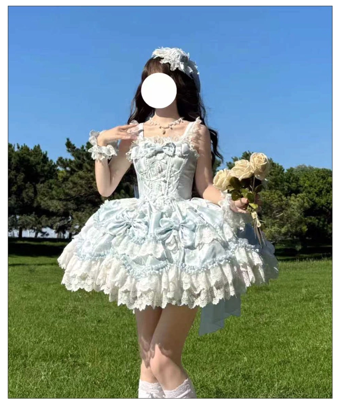 Sweet lolita jacquard JSK front full-body model outdoor sunny grassland sky blue off-white layered ruffled lace hem boned waist bridal bouquet