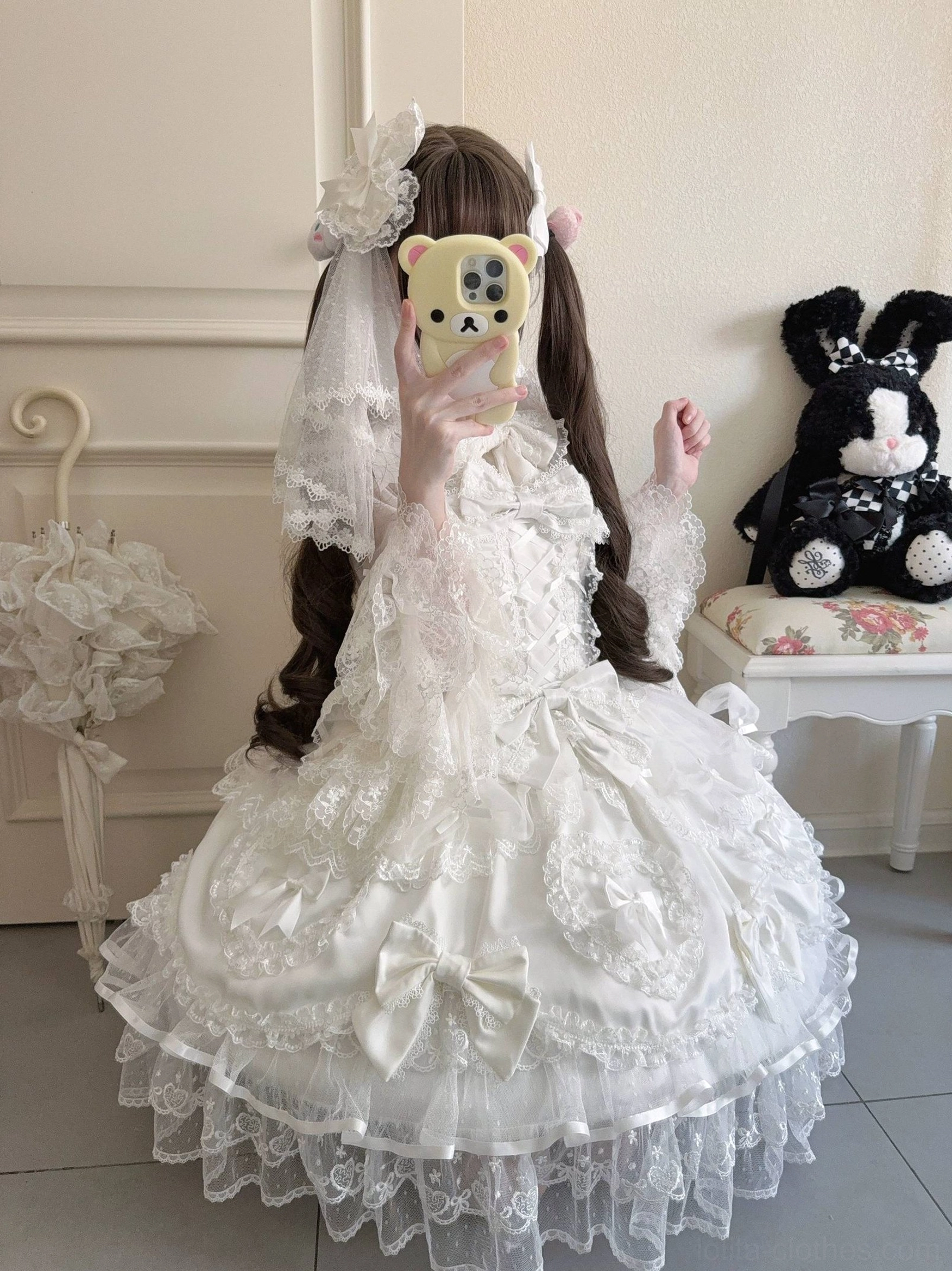 Sweet Lolita JSK jumper dress fabric texture satin polyester material quality close-up photography