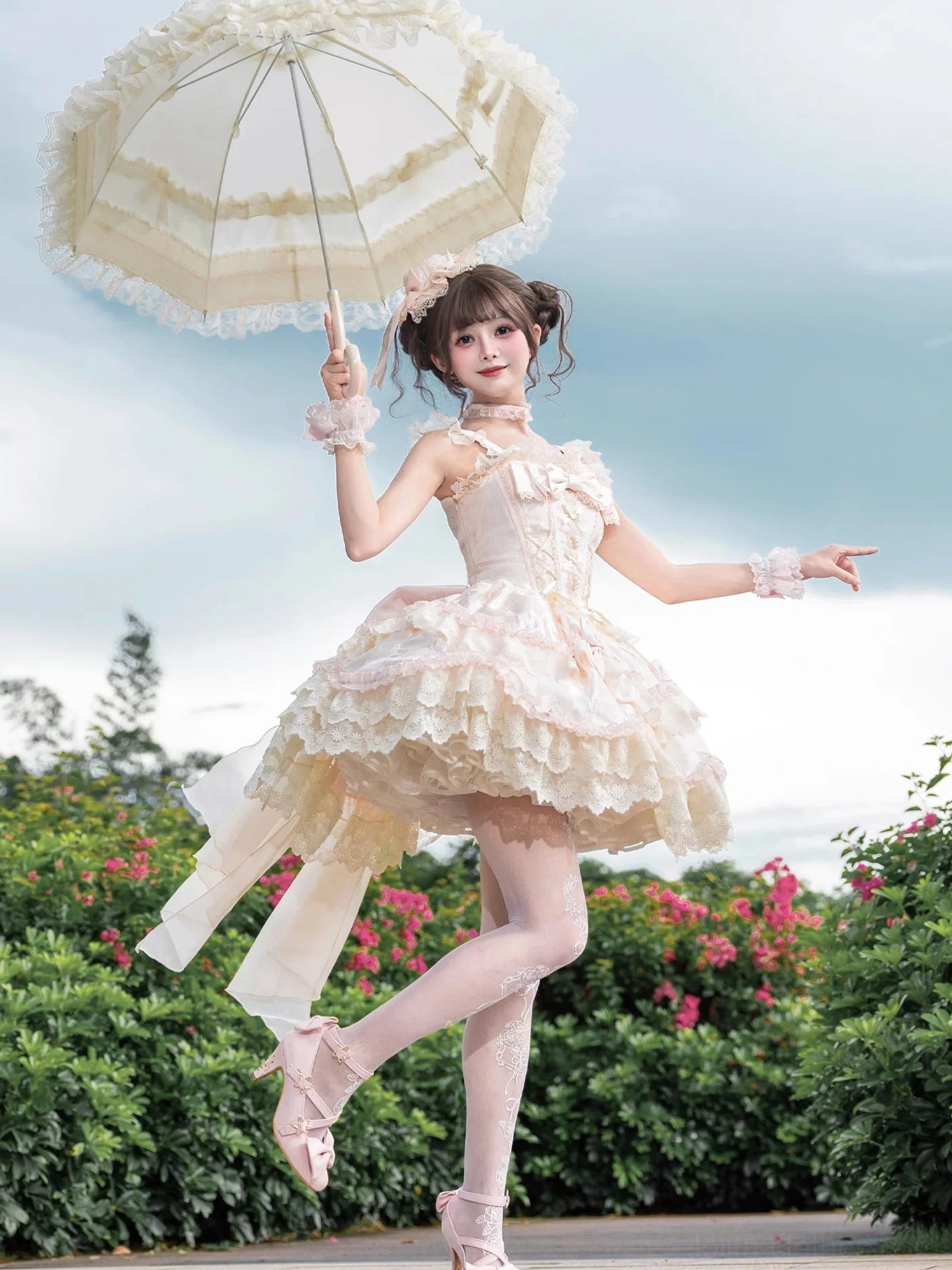 Sweet lolita JSK petticoat recommendation styling 13.8 inch 35 cm volume petal hem poof silhouette vintage lolita fashion coordination