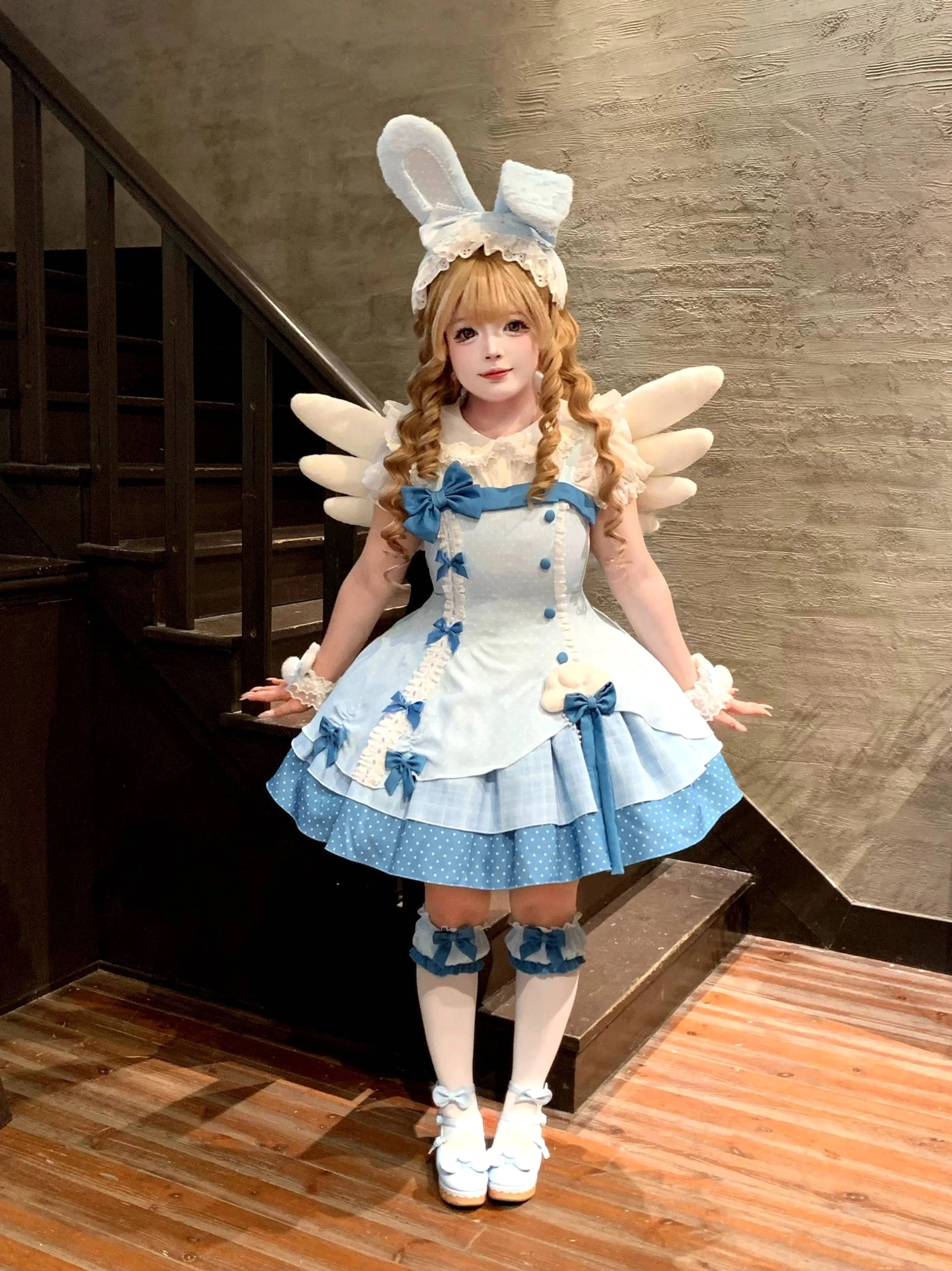 Sweet Lolita jumper skirt sizing guide reference showing size chart with bust, waist, length measurements in centimeters and inches for S M L XL 2XL