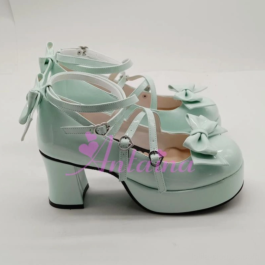 Sweet Lolita Mary Jane platform shoe styling guide showing coordination with frilly dress, socks, and accessories for complete Lolita outfit