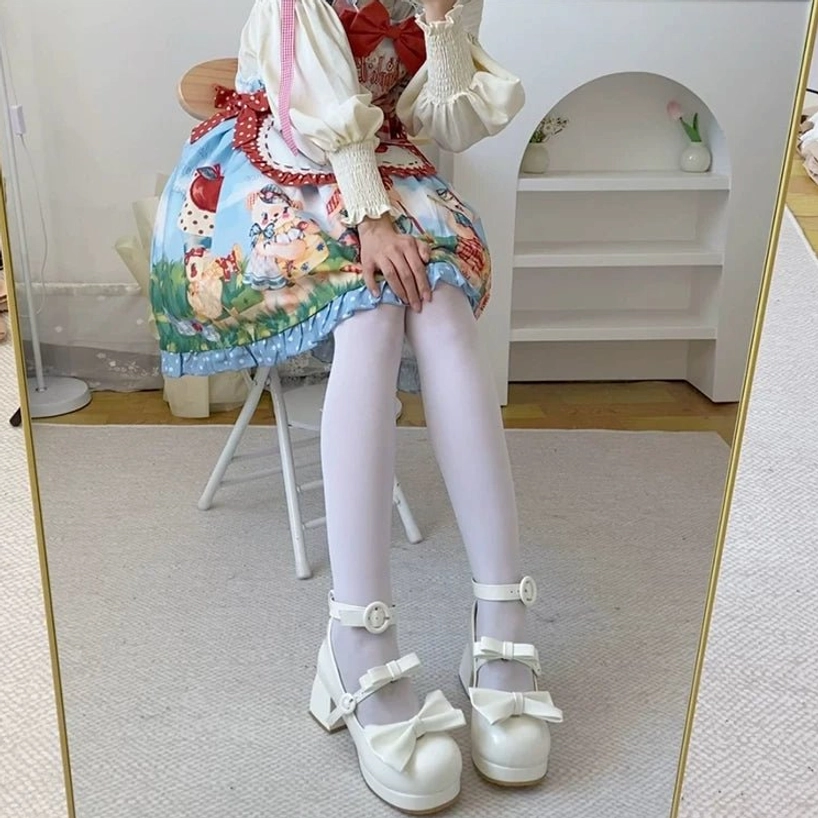 Pure white smooth leather sweet lolita chunky heel mary jane shoes worn with full lolita dress and white stockings