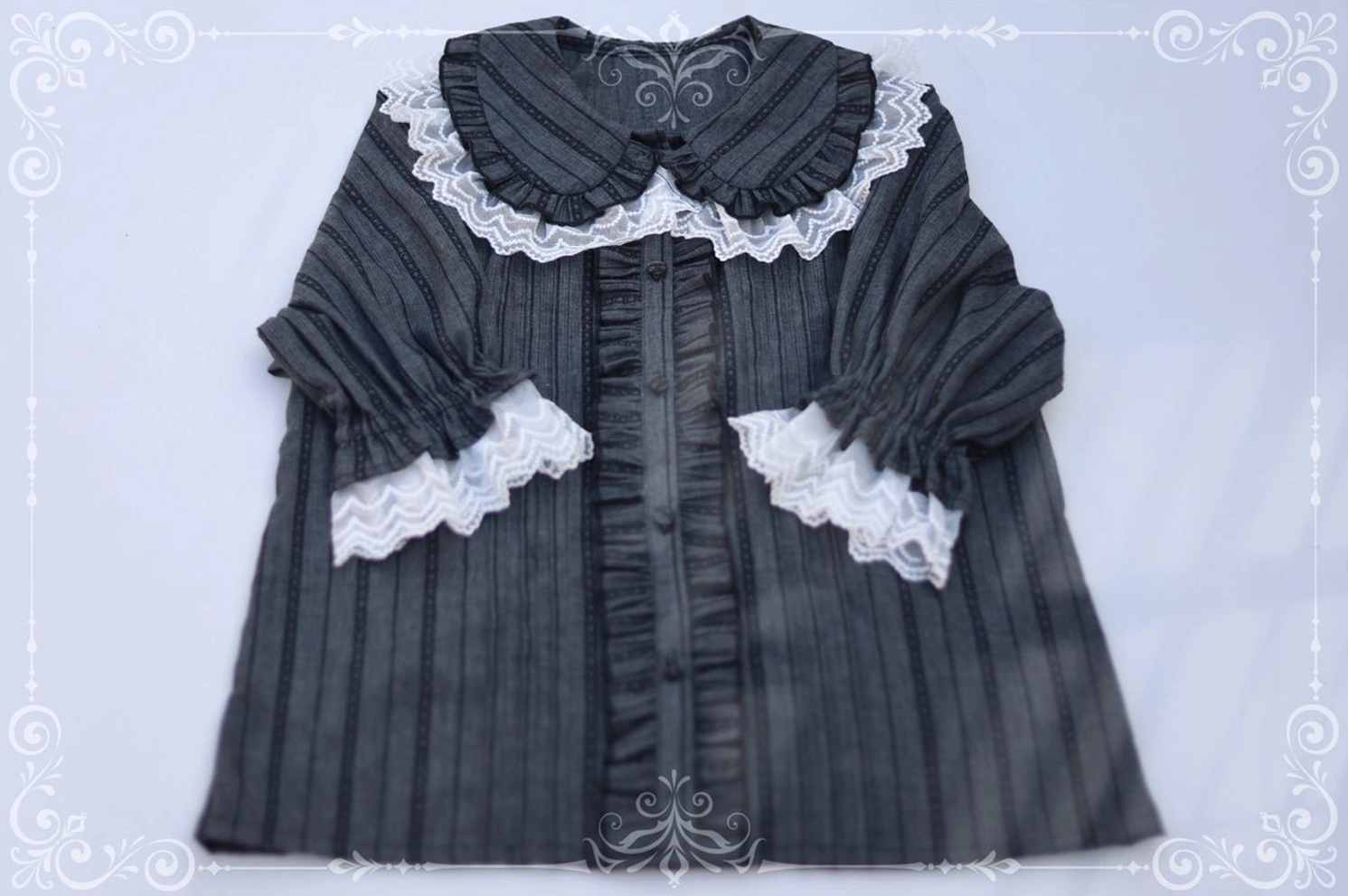 Sweet lolita peter pan collar short sleeve blouse milk white puff sleeves lace trim ruffled collar side view