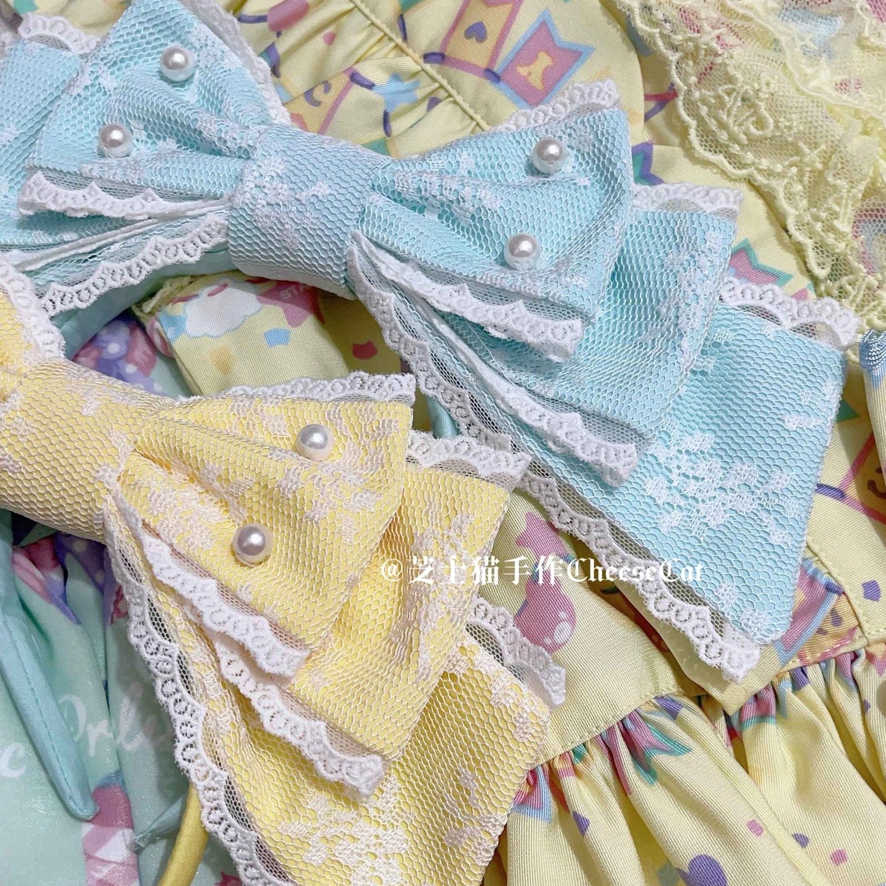 Pink sweet lolita pearl-embellished KC headband quintessential sweet color for most lolita fashion combinations