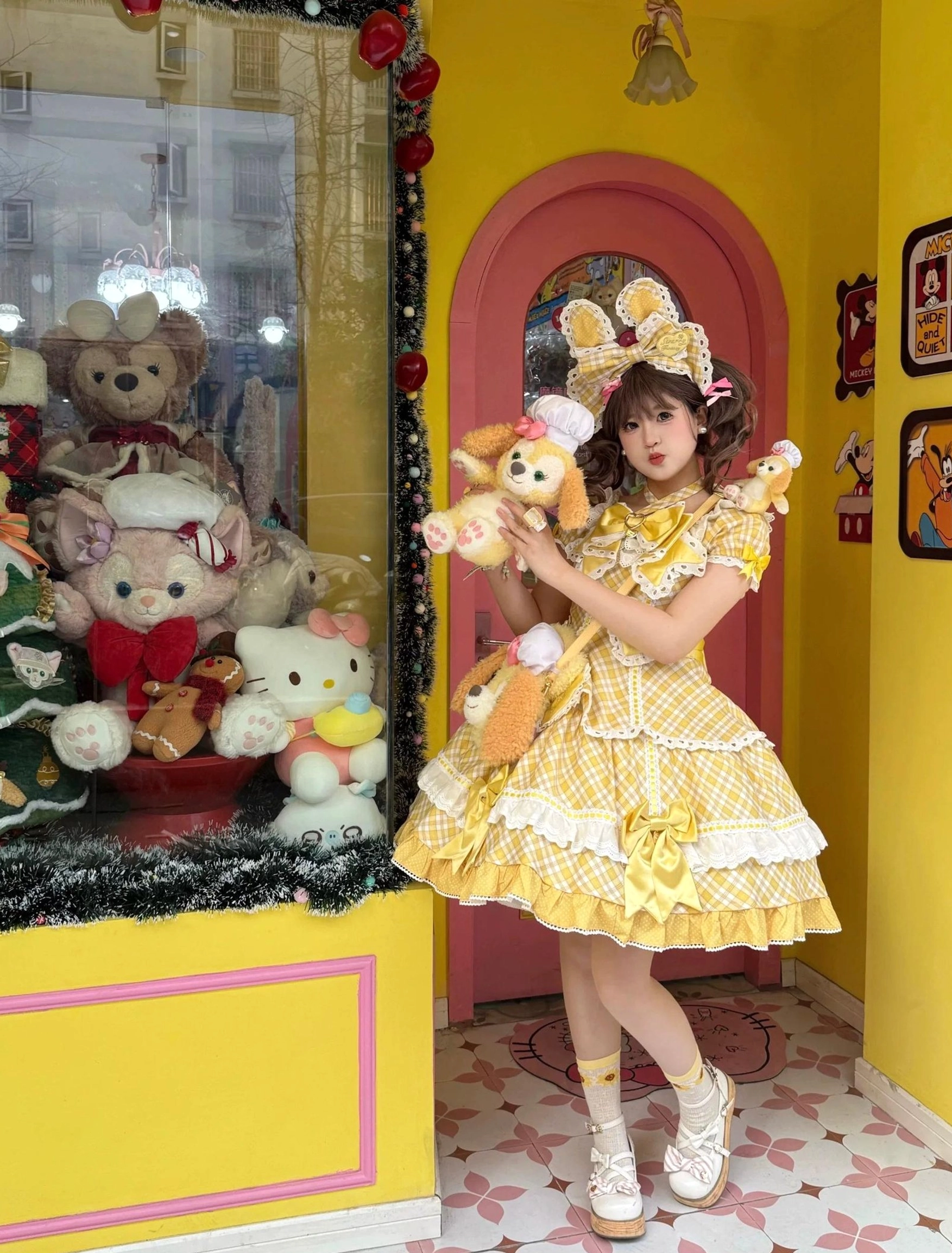 Sweet lolita plaid dress OP one-piece and JSK jumper skirt side-by-side comparison showing different construction styles detachable elements and styling versatility for plus-size lolita fashion