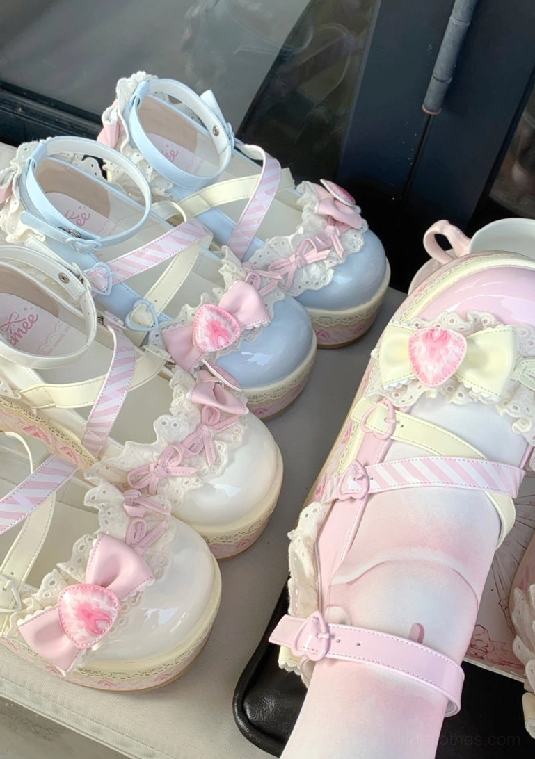 Sweet lolita platform shoes on-foot styling example worn with white stockings and lolita coordinate for complete aesthetic look