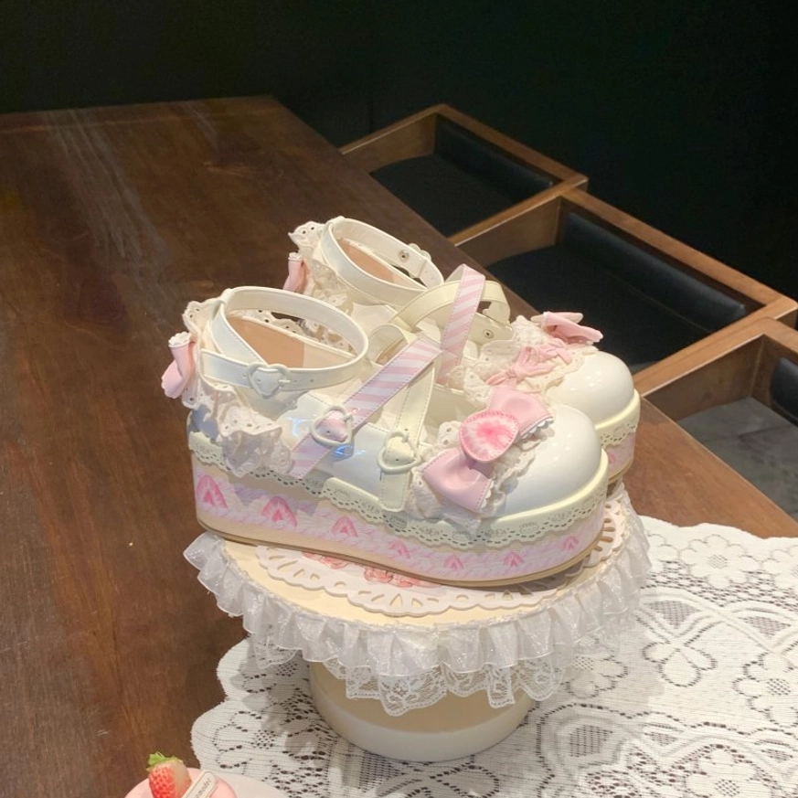 Sweet lolita platform shoes side profile view highlighting heel height proportion and elegant silhouette for lolita fashion coordinates