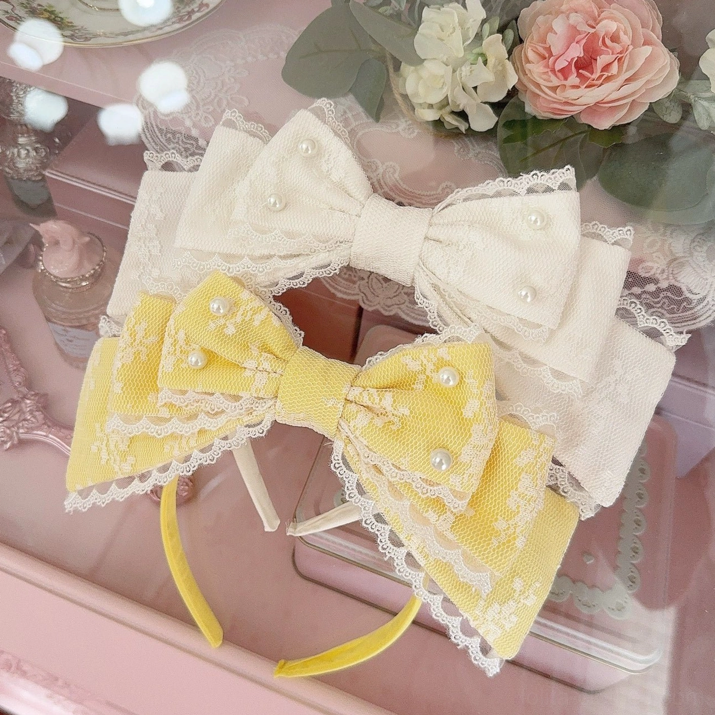 Pure white sweet lolita pearl bow KC headband ethereal shade worn on real model with white lace coordinate