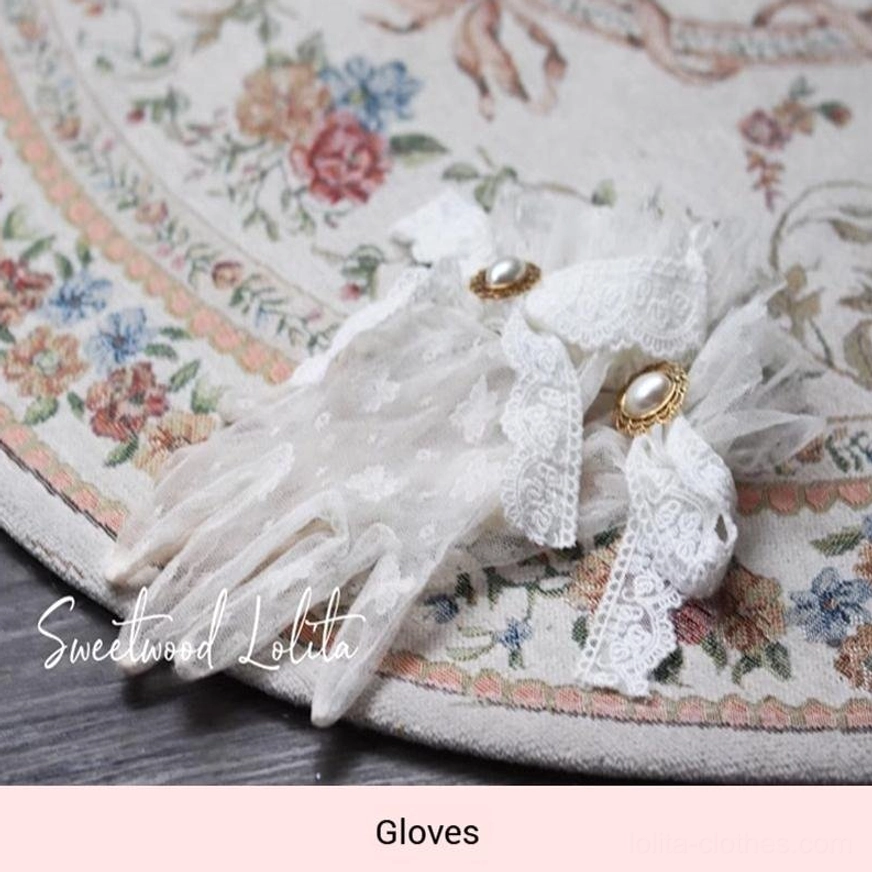 Pair of refined white lace gloves for sweet lolita fashion coordinate