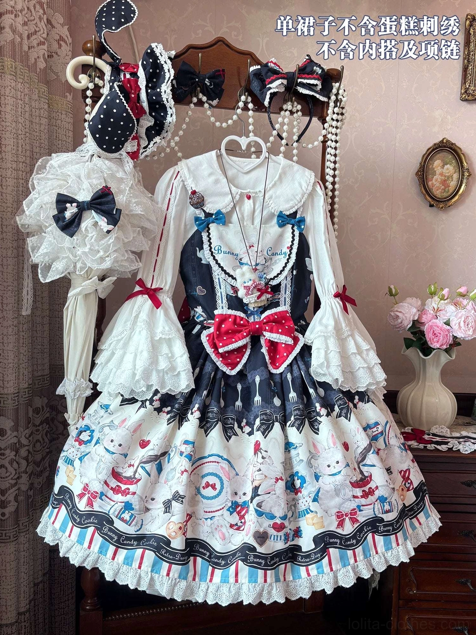Sweet Lolita Salopette dress back view suspender straps shoulder detail tea party print