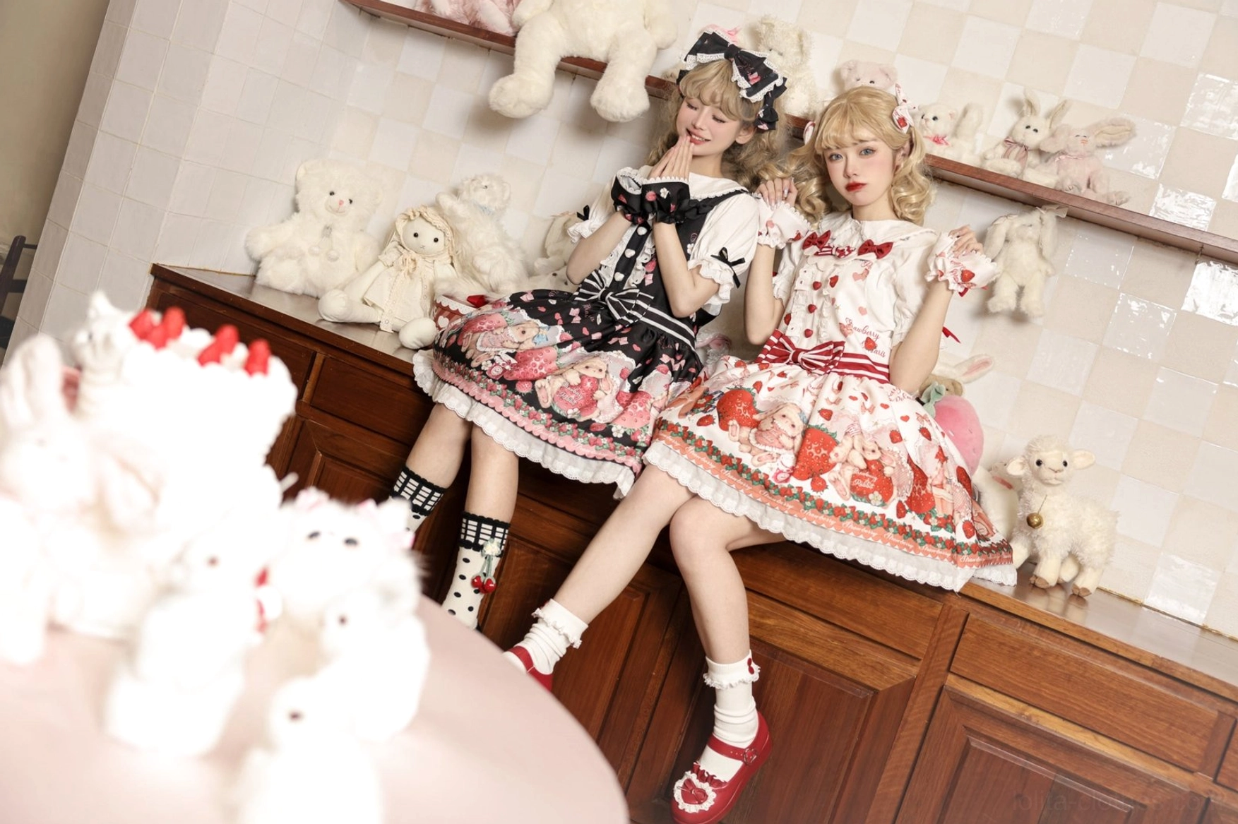 Sweet lolita salopette heart-shaped button detail close-up showing romantic embellishment and quality craftsmanship on bodice