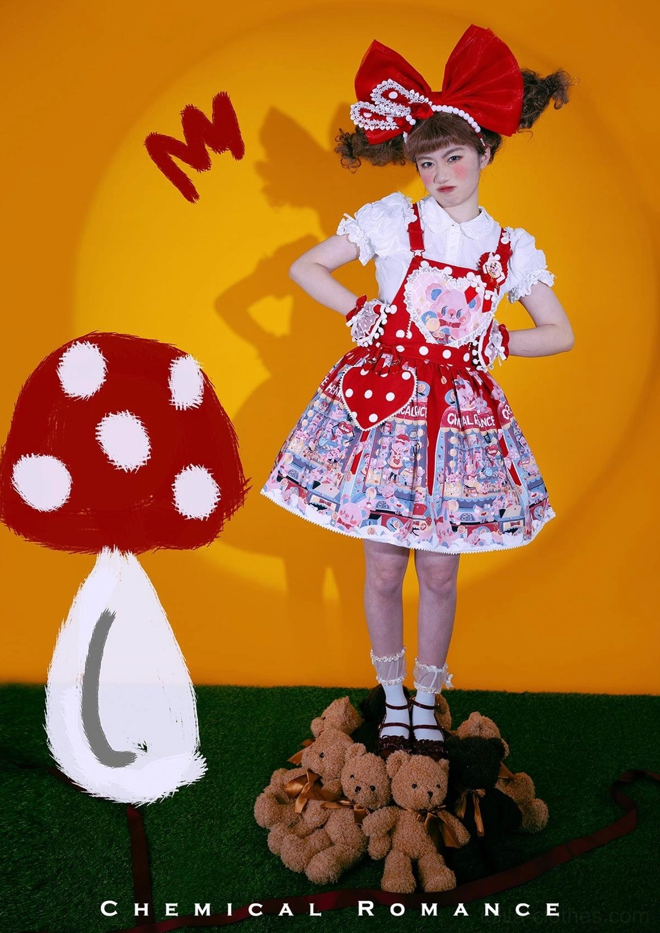 Sweet lolita salopette lace trimmed hem white ruffled edge detail