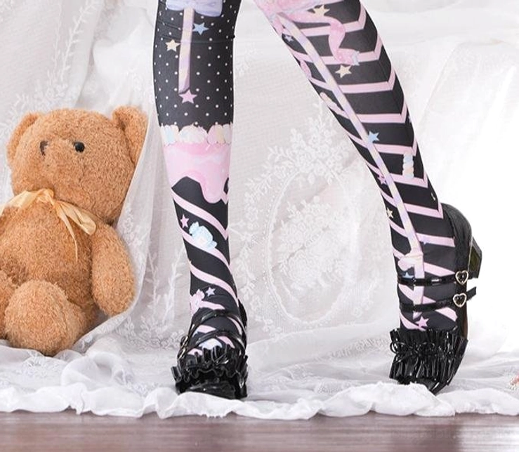 Sweet Lolita printed stockings size chart and fitting guide one size universal elastic construction