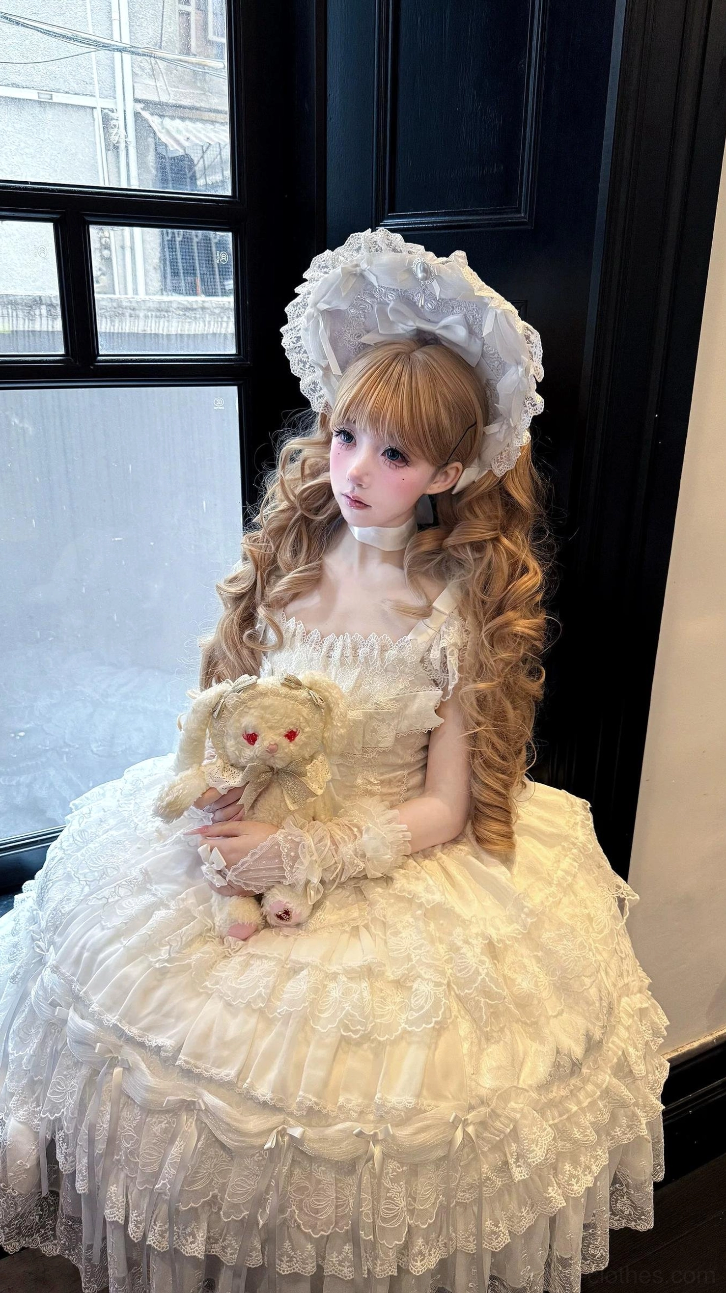 Sweet lolita tiered jumper skirt JSK dress sizing guide and measurement chart for bust length and fit selection