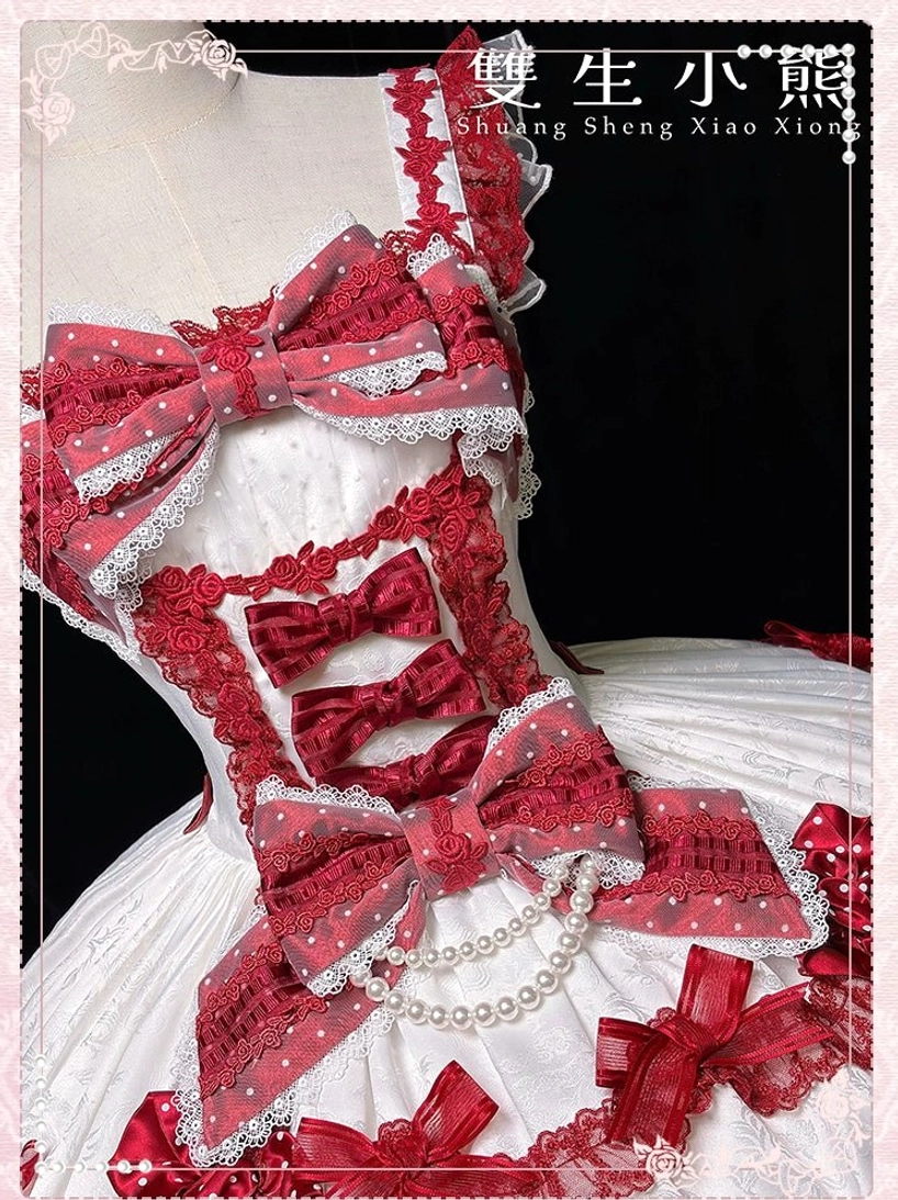 Sweet lolita wedding JSK dress photo aesthetic wedding photography posing angles