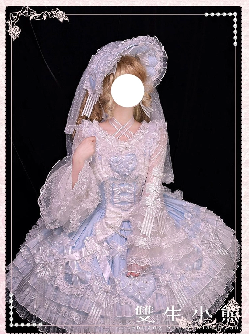 Sweet lolita wedding JSK dress skirt volume silhouette signature lolita proportions