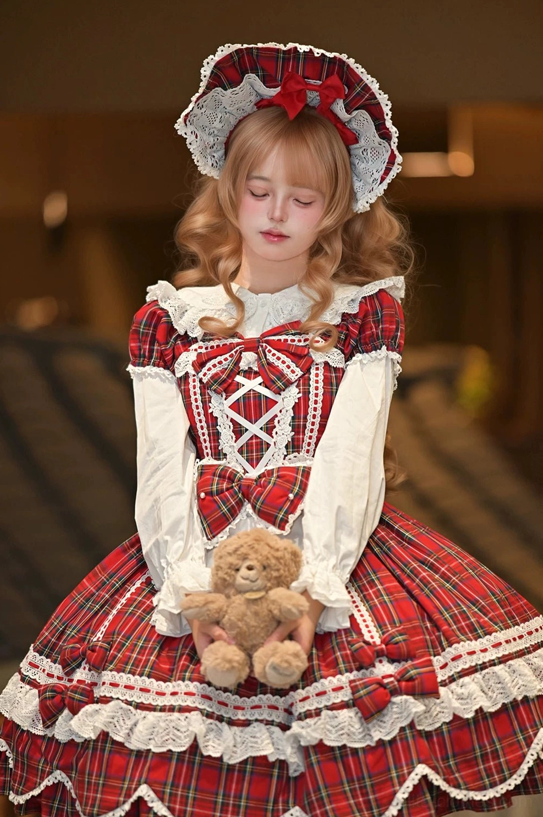 Tartan plaid lolita one-piece dress paired with coordinating accessories demonstrating styling suggestions and Old School fashion aesthetic