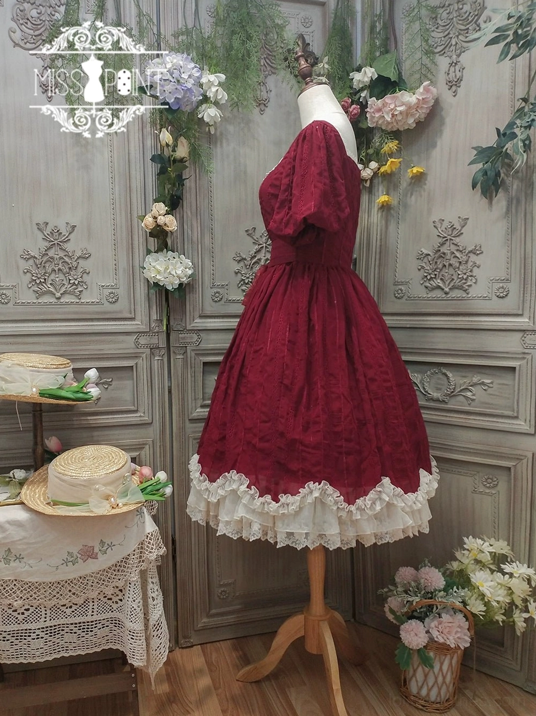 Tulip classic lolita short sleeve dress proportion guide silhouette demonstration balanced waist emphasizing curves petal hem effect