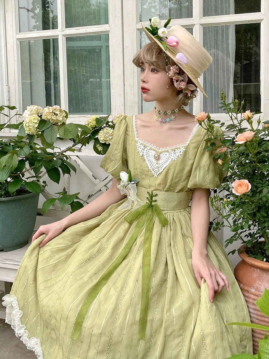 Tulip lolita OP dress hem protection space allocated adequate storage arrangement prevent deformation hanging storage gentle suspension