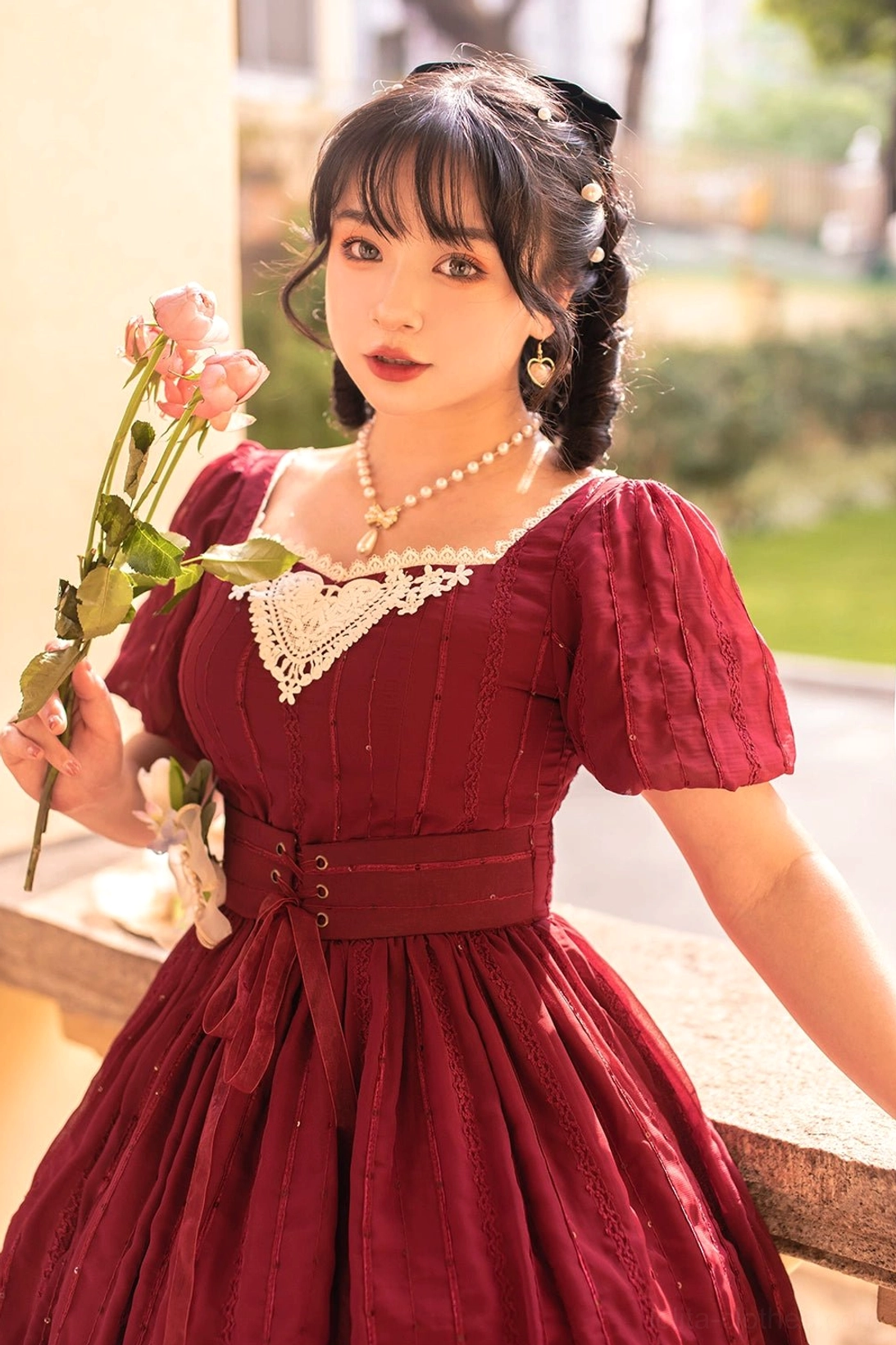 Tulip lolita OP dress jewelry accessory recommendations delicate necklace lace choker pearl ornaments styling coordination aesthetic