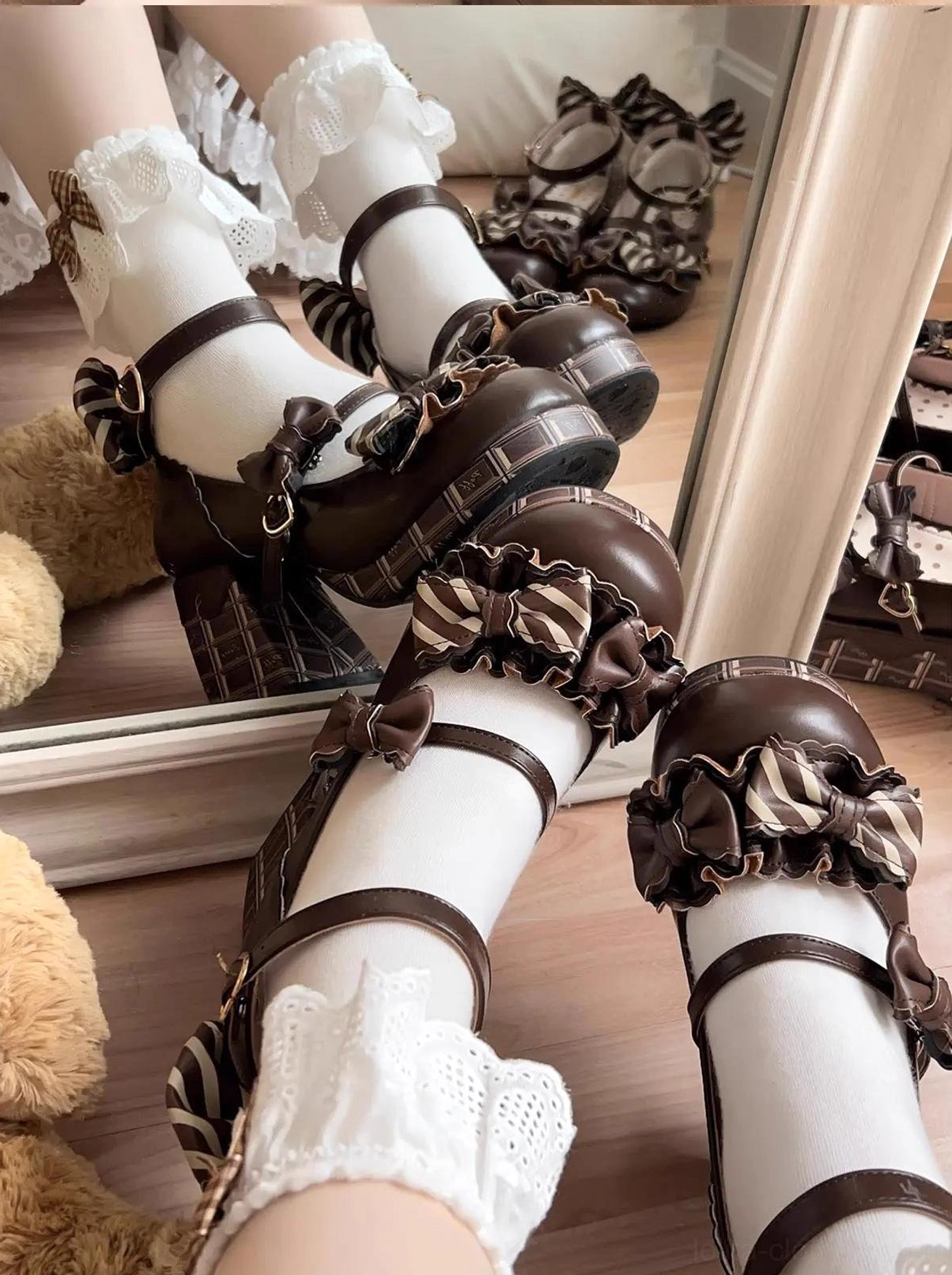 Vanilla chocolate sweet lolita mary jane high heel shoes detailed product shot showing scalloped edging and design elements