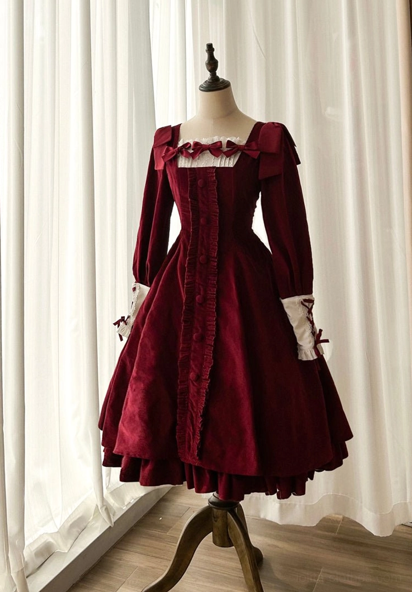 Velvet Lolita OP dress size comparison photography showing how different sizes drape and fit, demonstrating non-elastic velvet construction and recommended sizing up guidance