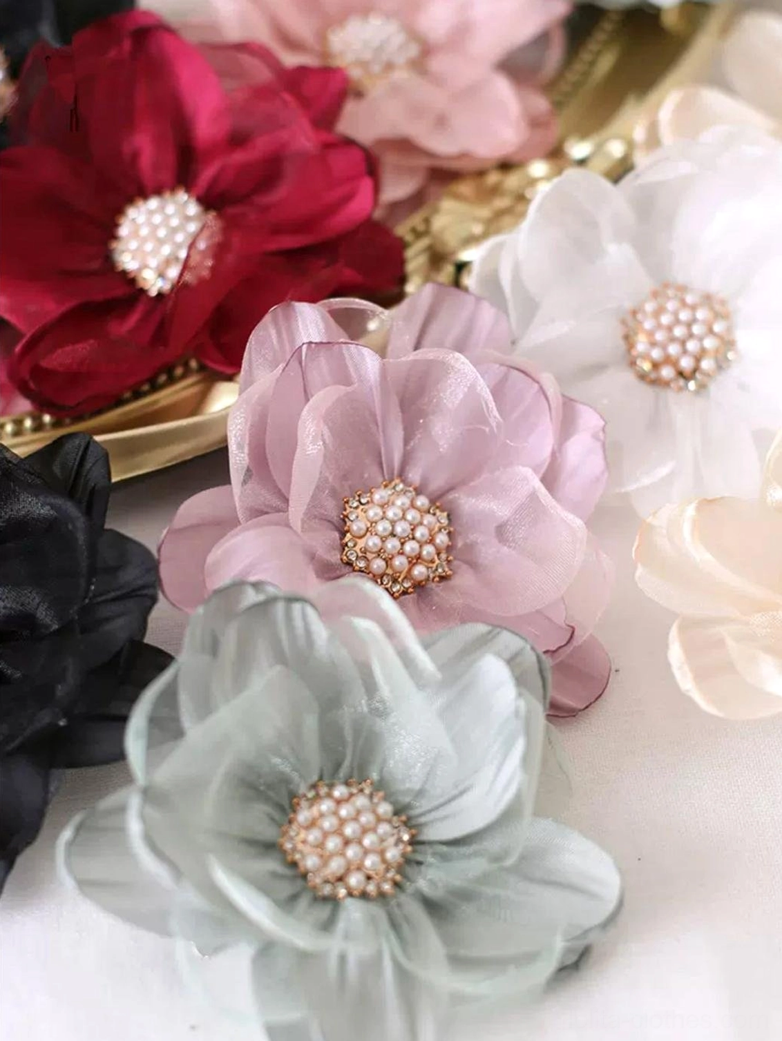 Single organza flower lolita hair accessory macro photography large pearl cluster center