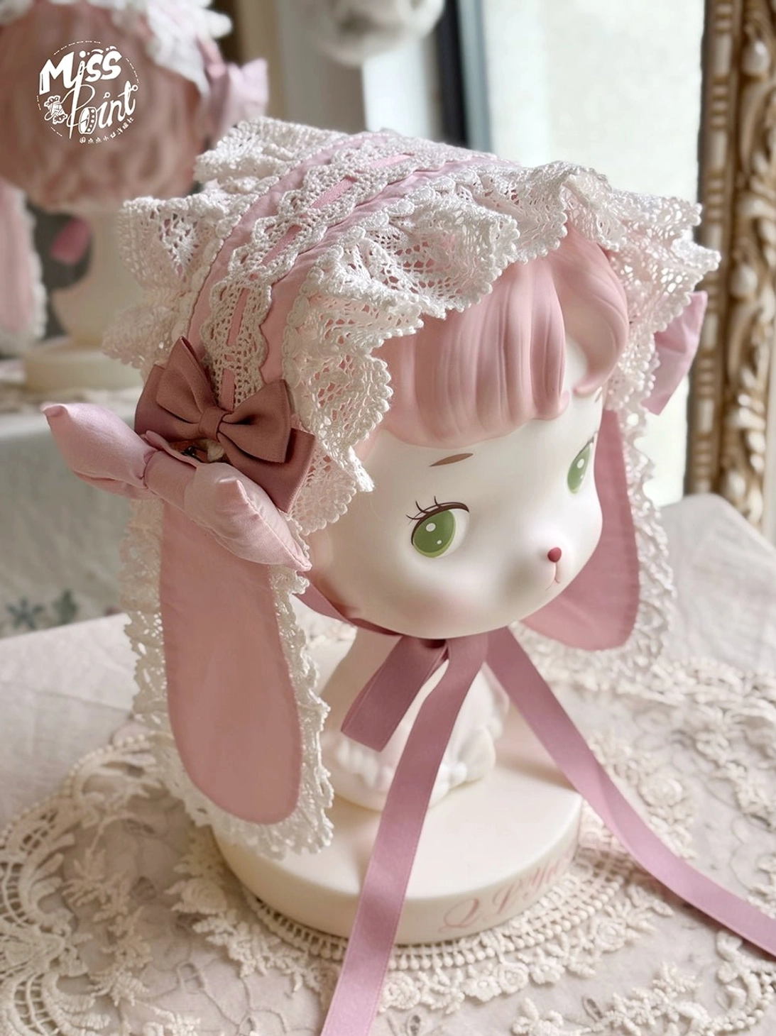 Detachable princess sleeves Old School Lolita accessory with stretchy cuffs and hidden buttons for flexible comfort and polished aesthetic