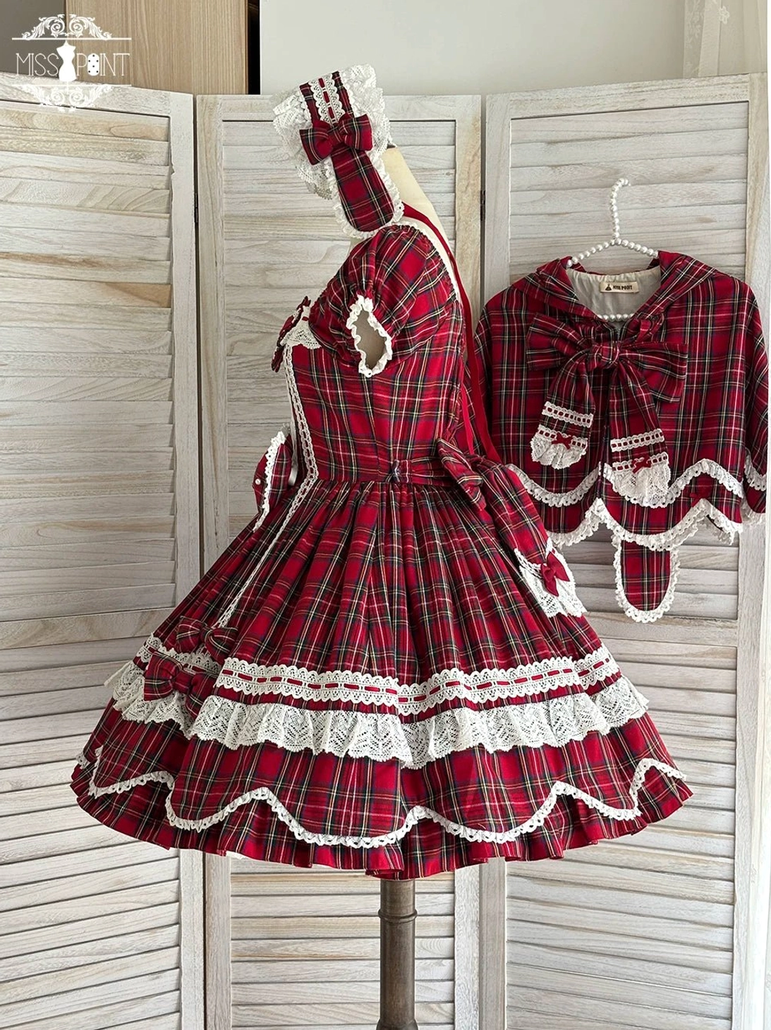 Vintage plaid lolita one-piece dress model full-body view demonstrating size fit, length proportion, and Old School aesthetic styling