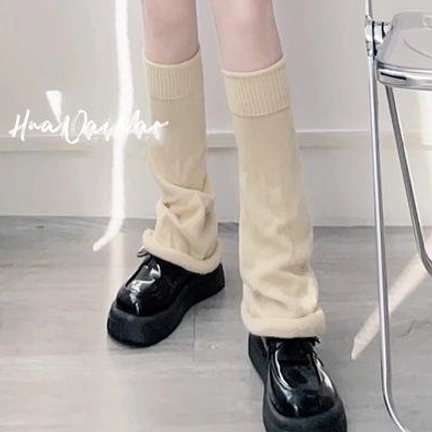 Warm apricot color lolita leg warmers mid-calf knit free anti-slip band roll rim peachy tone
