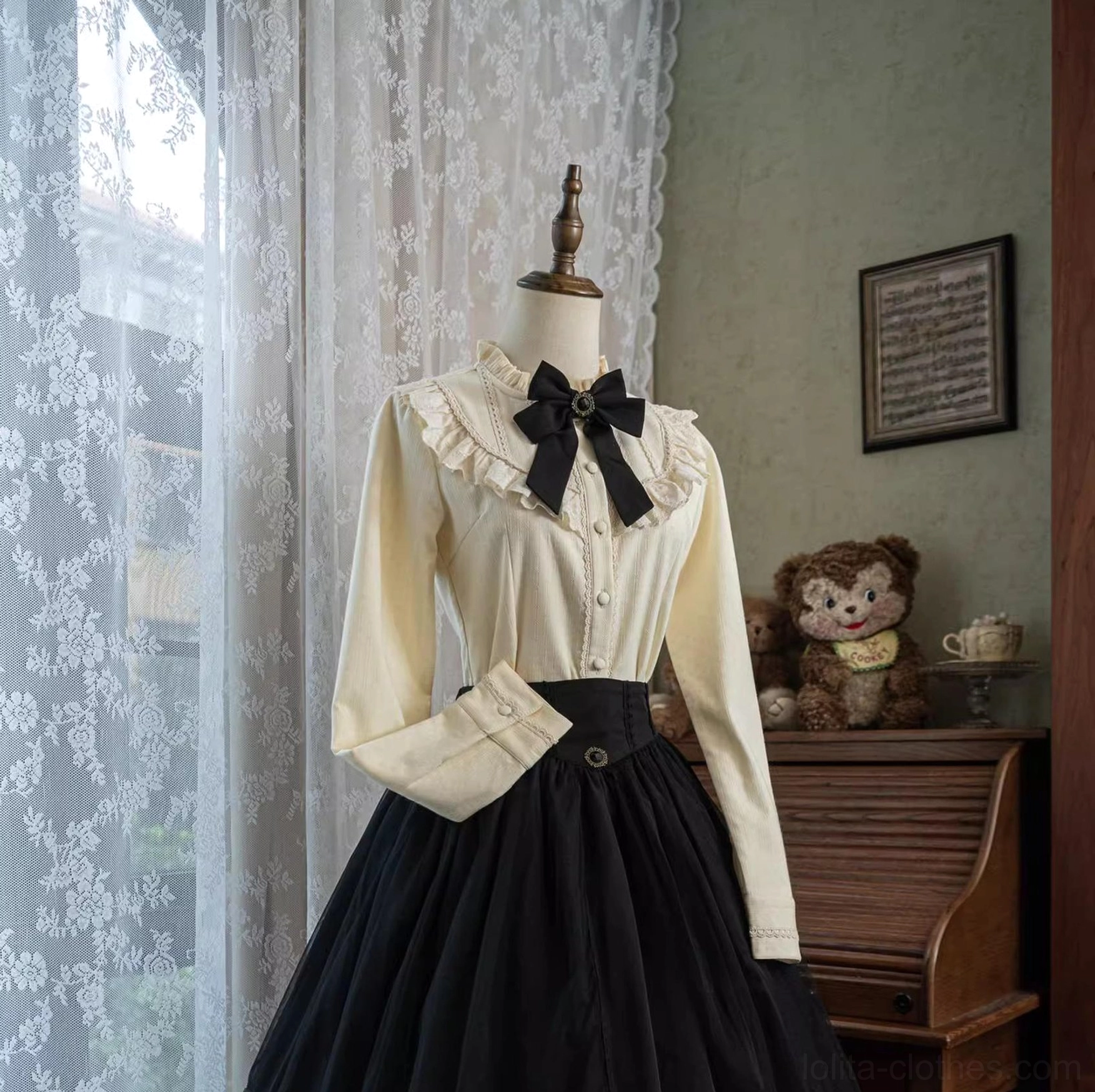 White fleece-lined lolita blouse paired with Mary Jane shoes and vintage-style accessories completing elegant daily lolita coordinate
