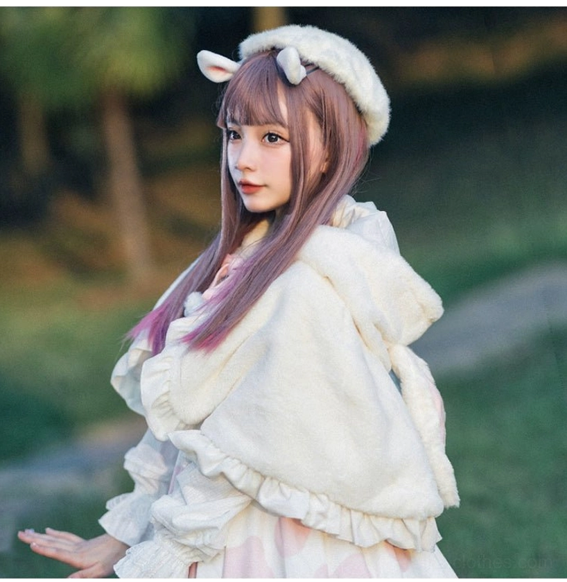 White fluffy rabbit ear hooded Lolita cape side profile model purple hair wearing rabbit-ear beret soft fleece material outdoor