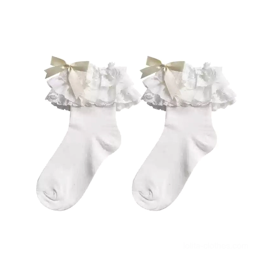 White Lolita bow socks with white bow short version sweet Lolita aesthetic layered lace trim romantic coordinate styling display
