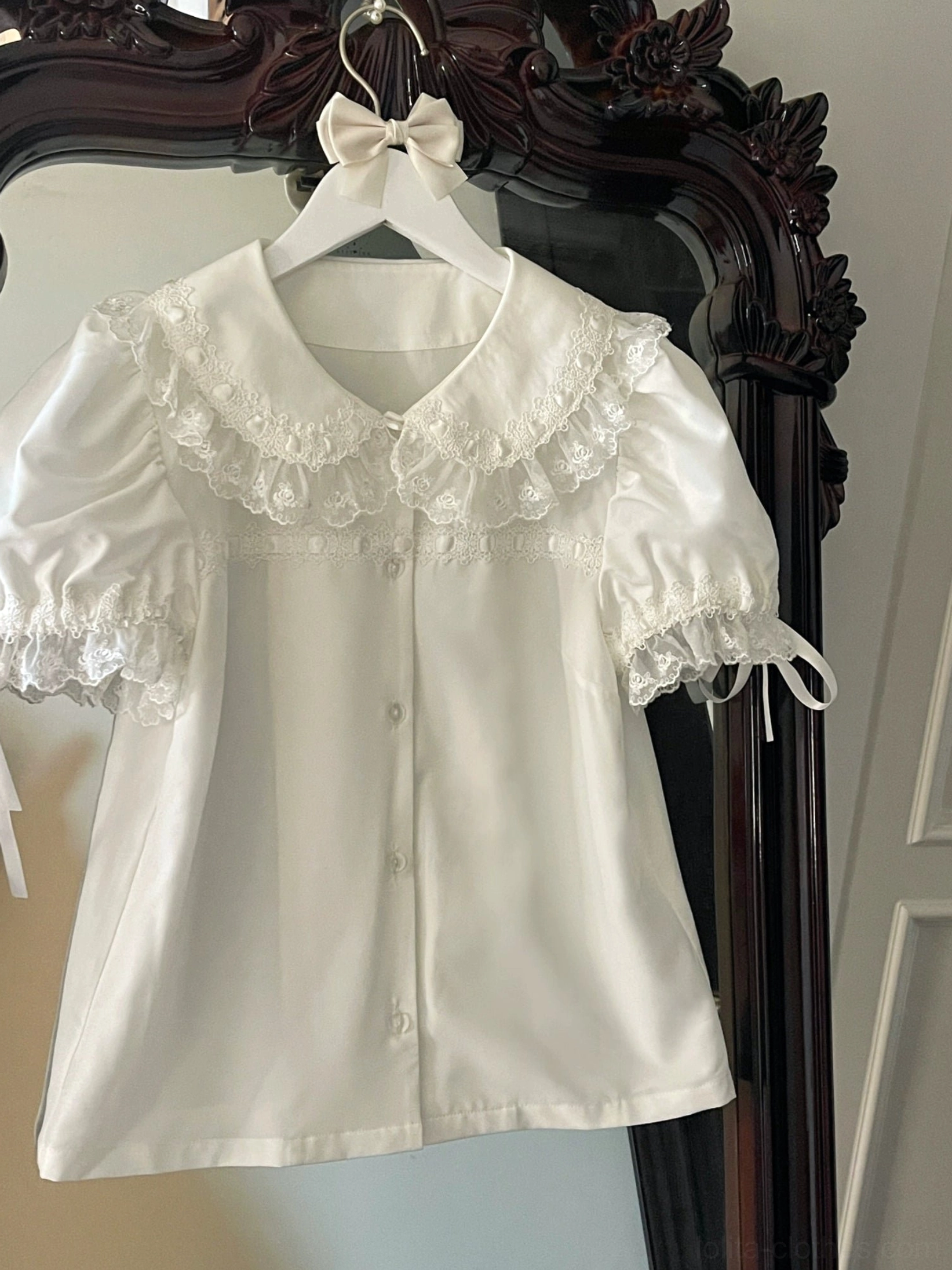 White coordinating lolita blouse for jumper dress featuring doll collar and lace trim detail perfect for layering