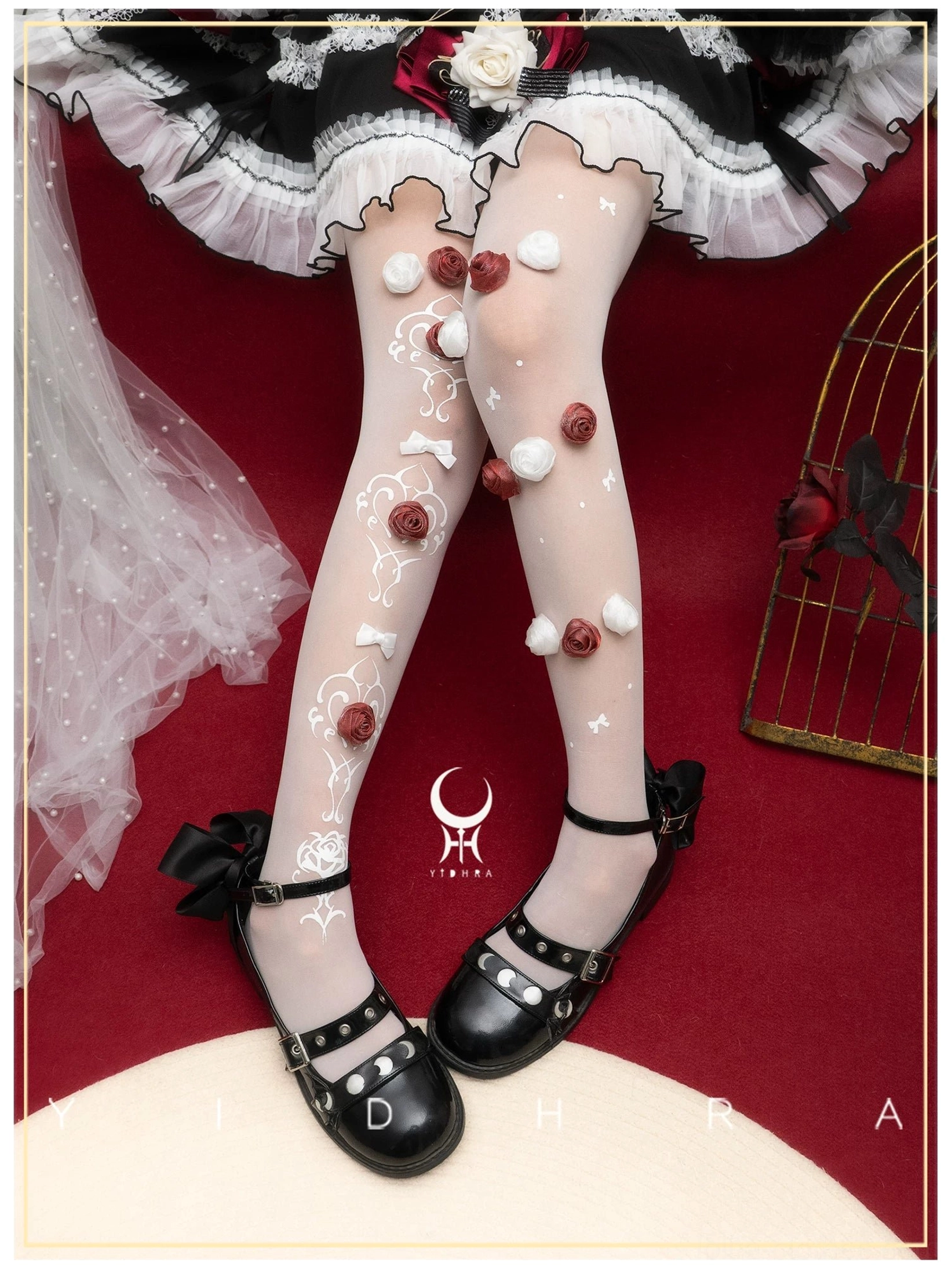 White lolita wedding pantyhose handcrafted roses adjusted decoration layout red roses white pom-poms bows bridal style overhead flat view