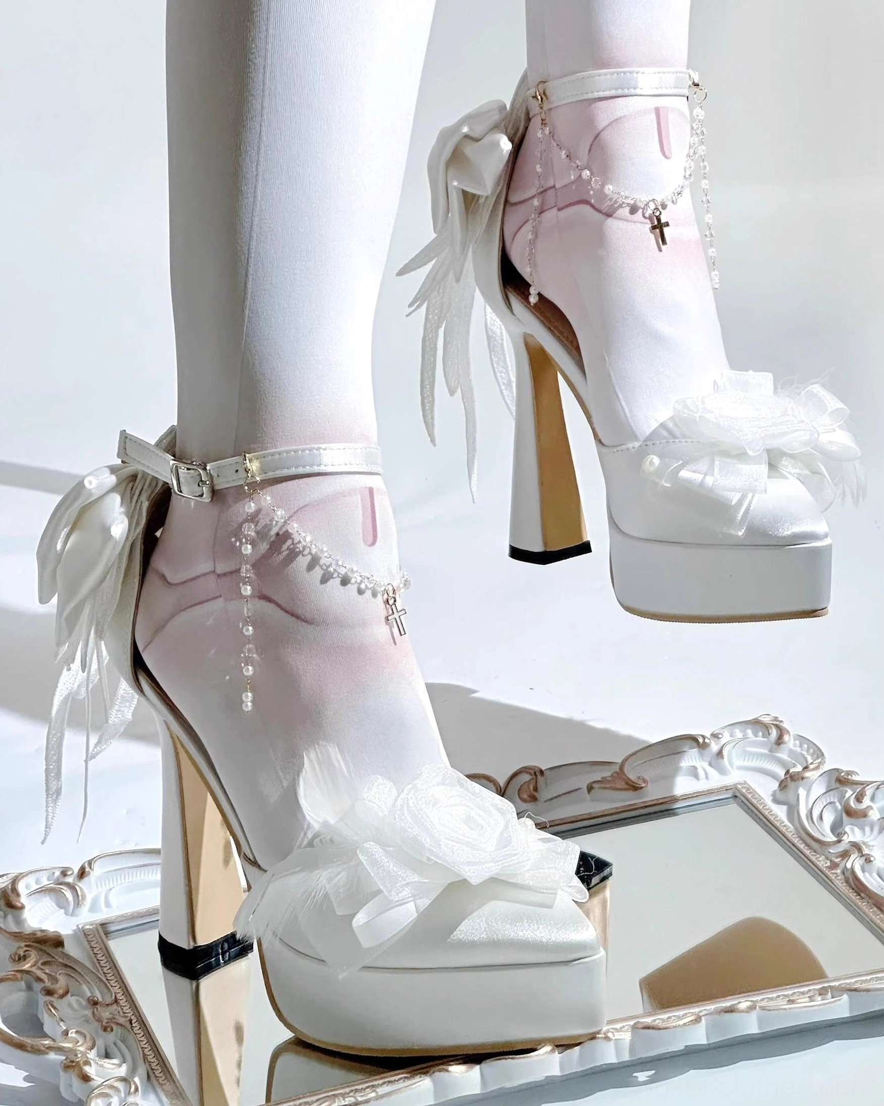 White romantic lolita platform heel shoes coordinate styling example with pastel JSK dress, frilly blouse, sweet lolita bag and accessories complete outfit showcase